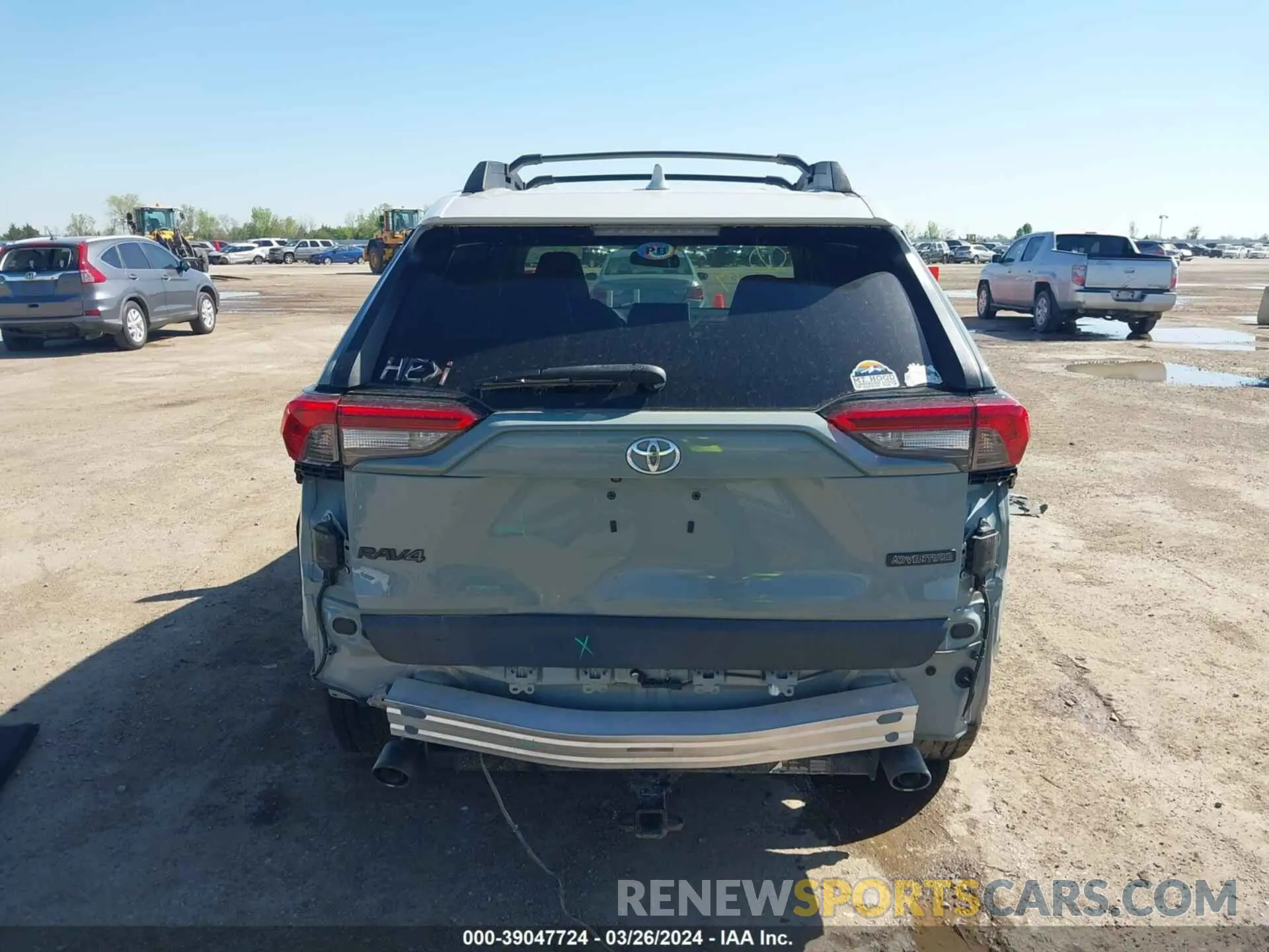 16 Photograph of a damaged car 2T3J1RFV8KW041337 TOYOTA RAV4 2019