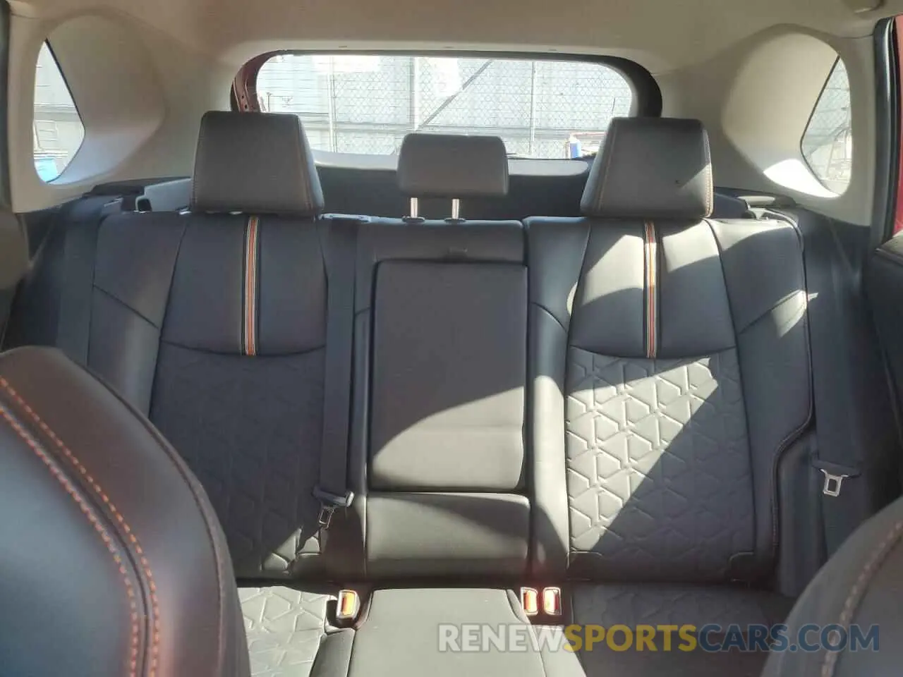 10 Photograph of a damaged car 2T3J1RFV8KW047512 TOYOTA RAV4 2019