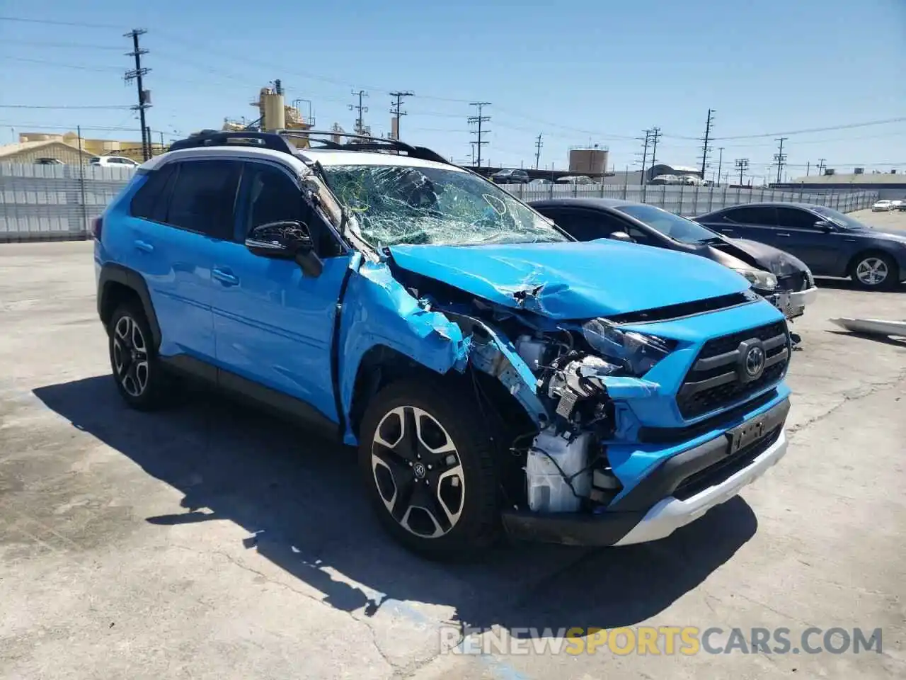 1 Photograph of a damaged car 2T3J1RFV9KC013564 TOYOTA RAV4 2019