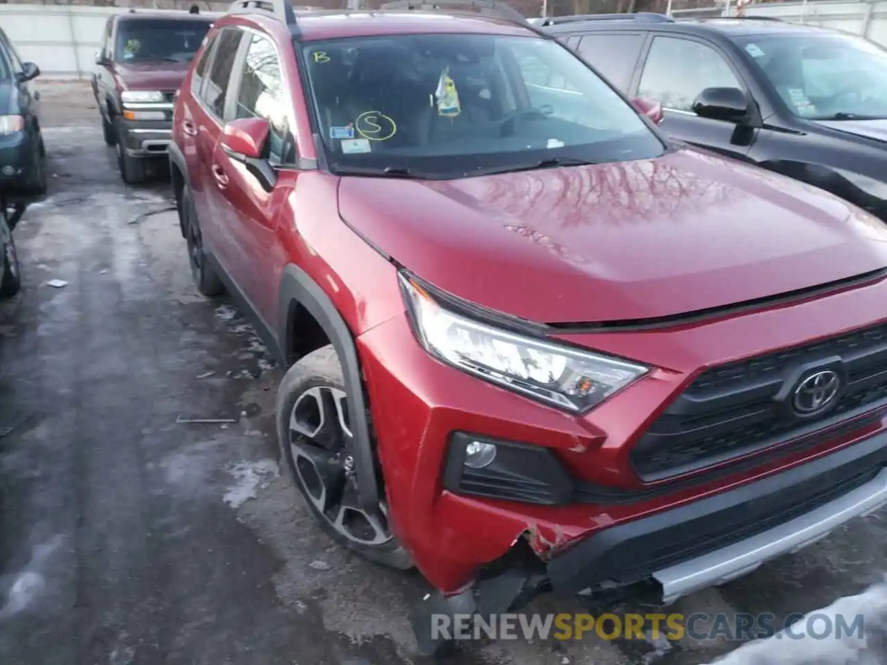 10 Photograph of a damaged car 2T3J1RFV9KW006824 TOYOTA RAV4 2019