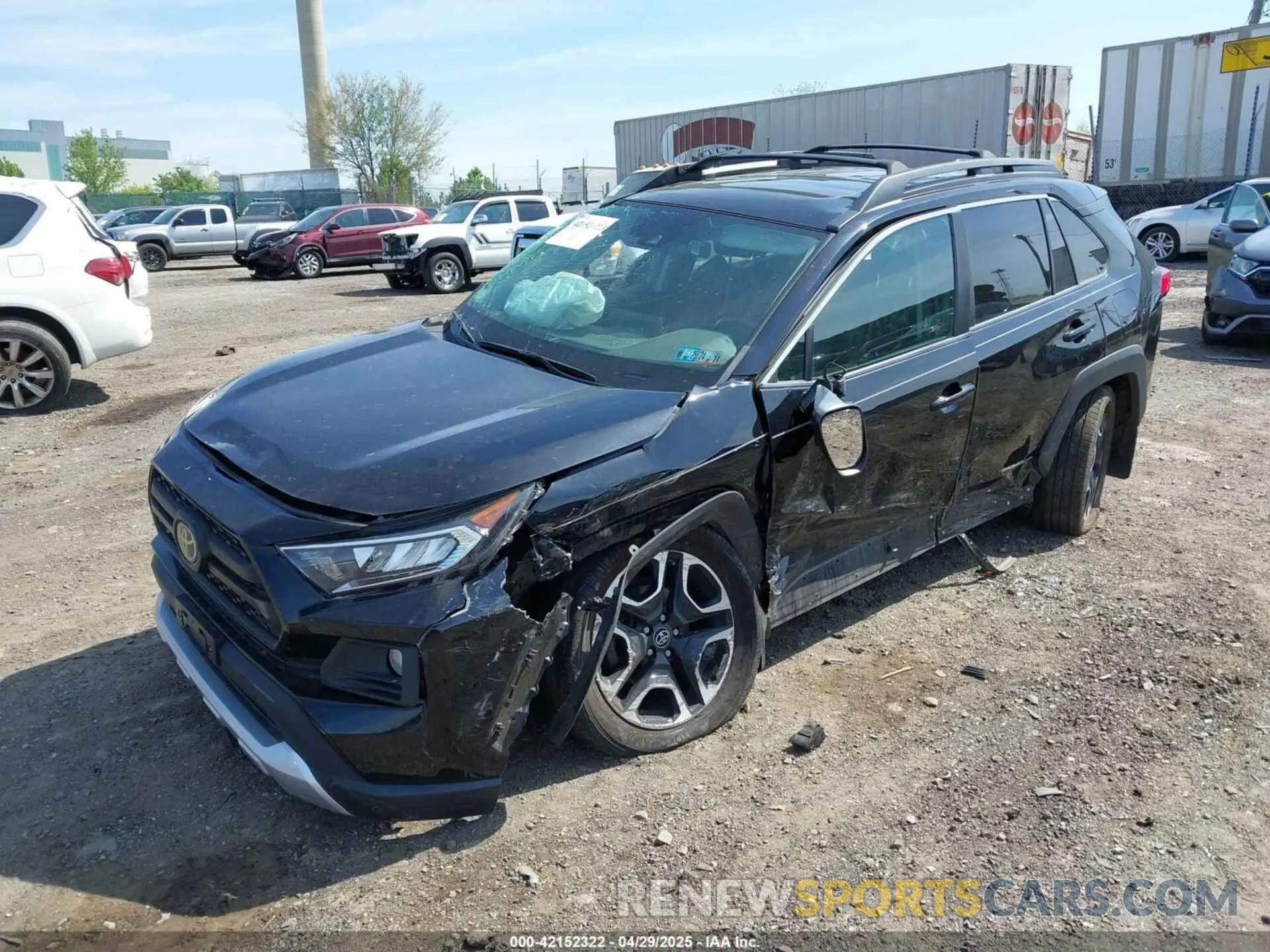 2 Photograph of a damaged car 2T3J1RFV9KW011831 TOYOTA RAV4 2019
