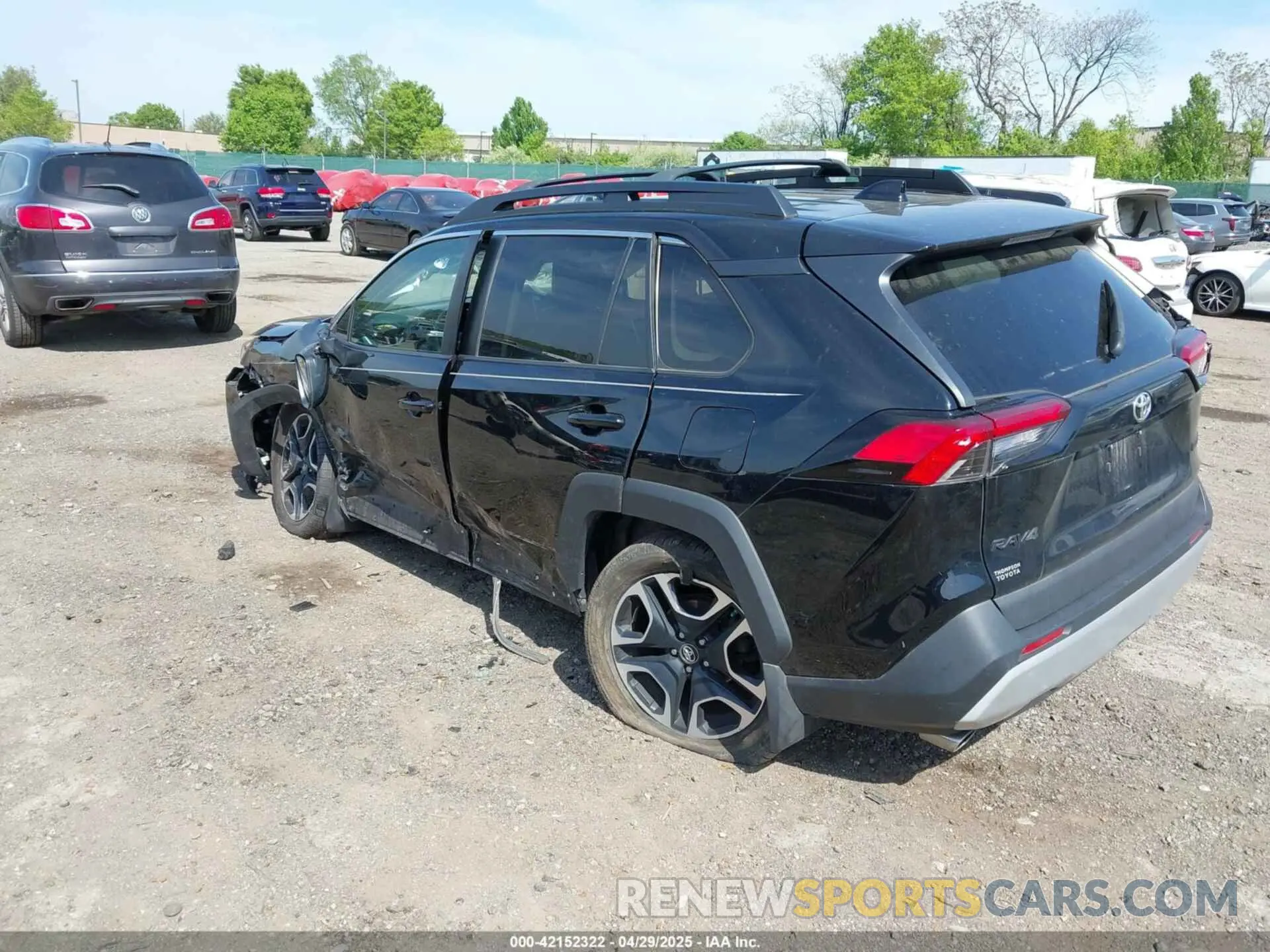 3 Photograph of a damaged car 2T3J1RFV9KW011831 TOYOTA RAV4 2019