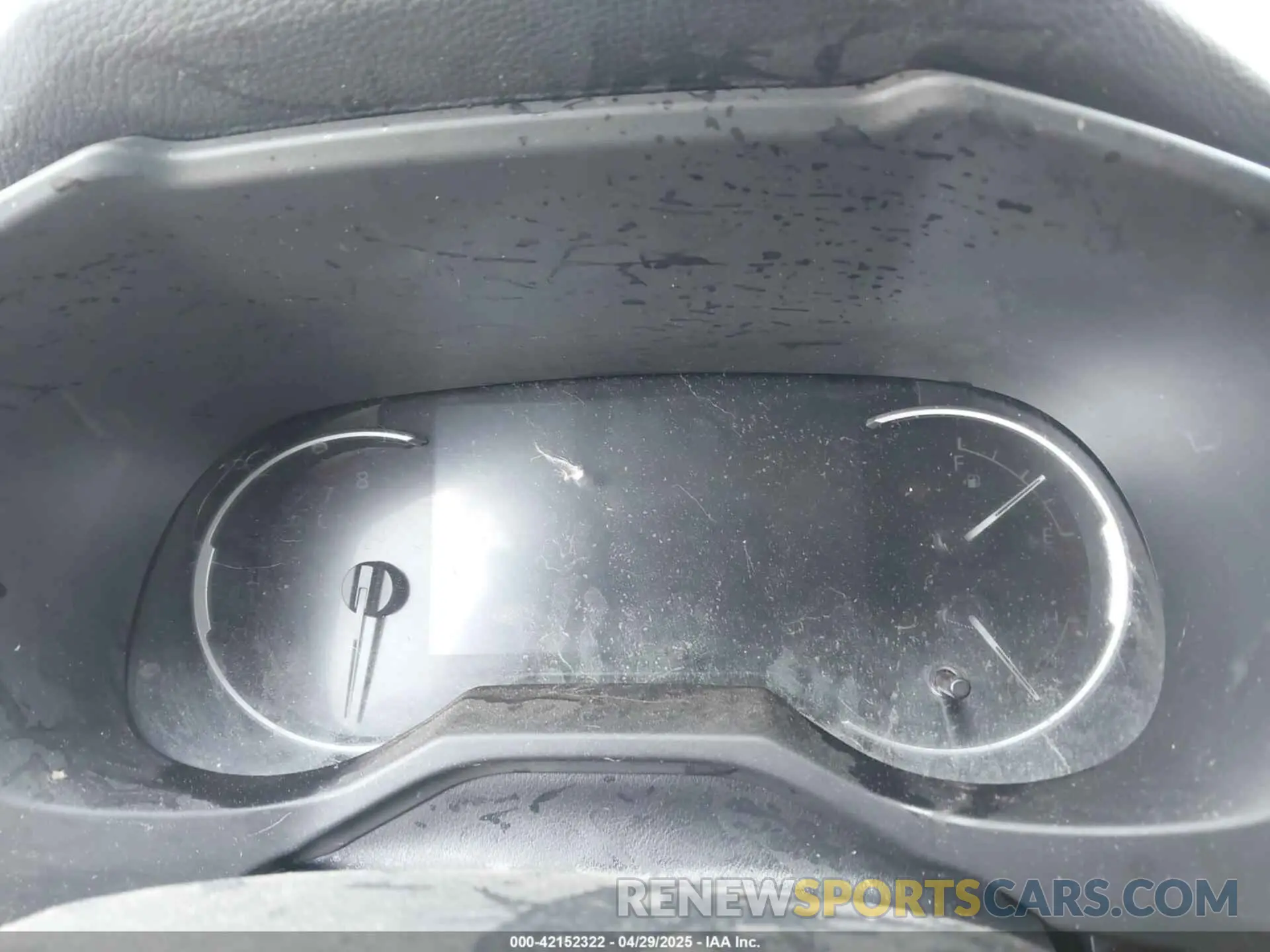7 Photograph of a damaged car 2T3J1RFV9KW011831 TOYOTA RAV4 2019