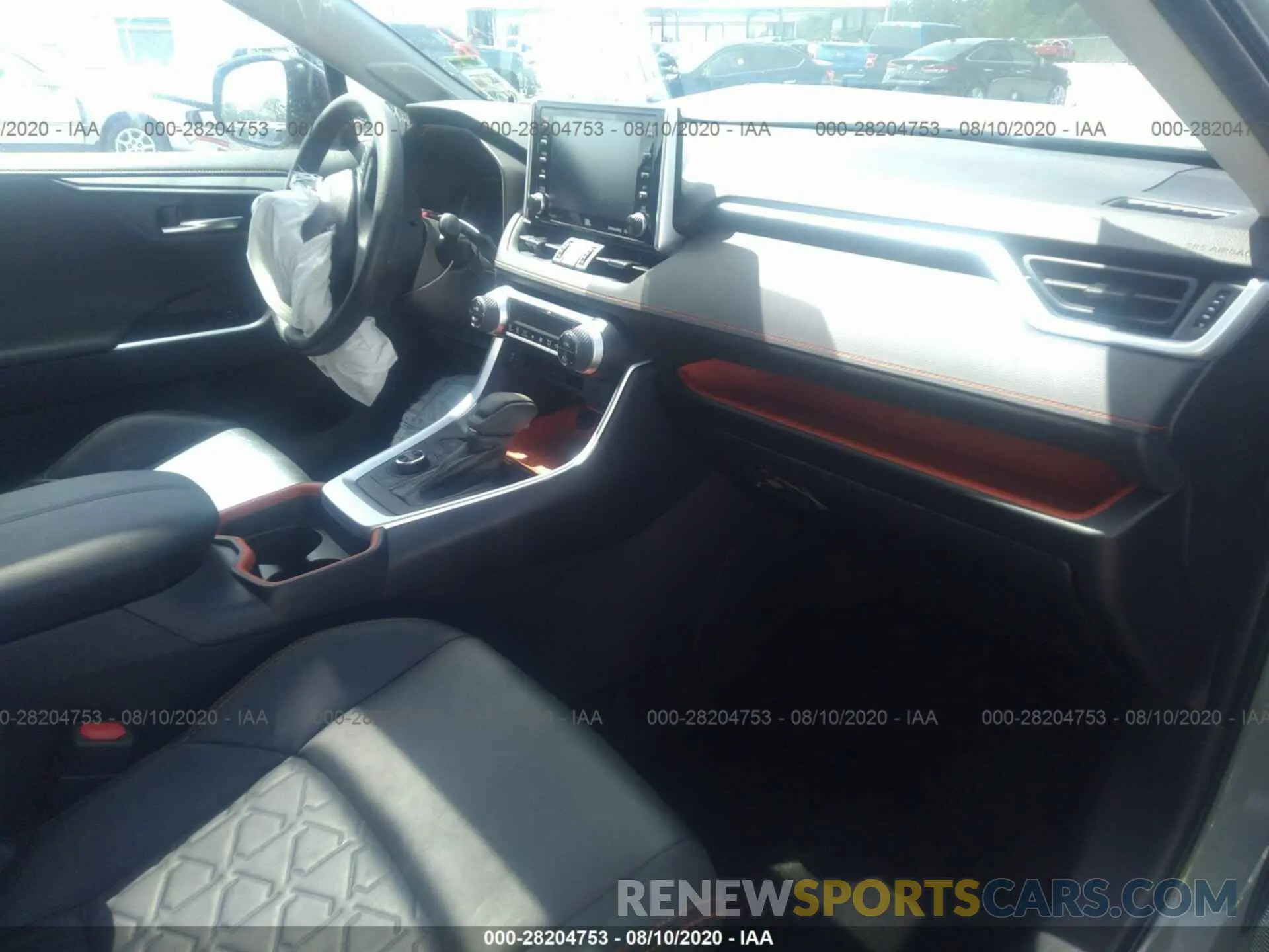 5 Photograph of a damaged car 2T3J1RFV9KW016933 TOYOTA RAV4 2019
