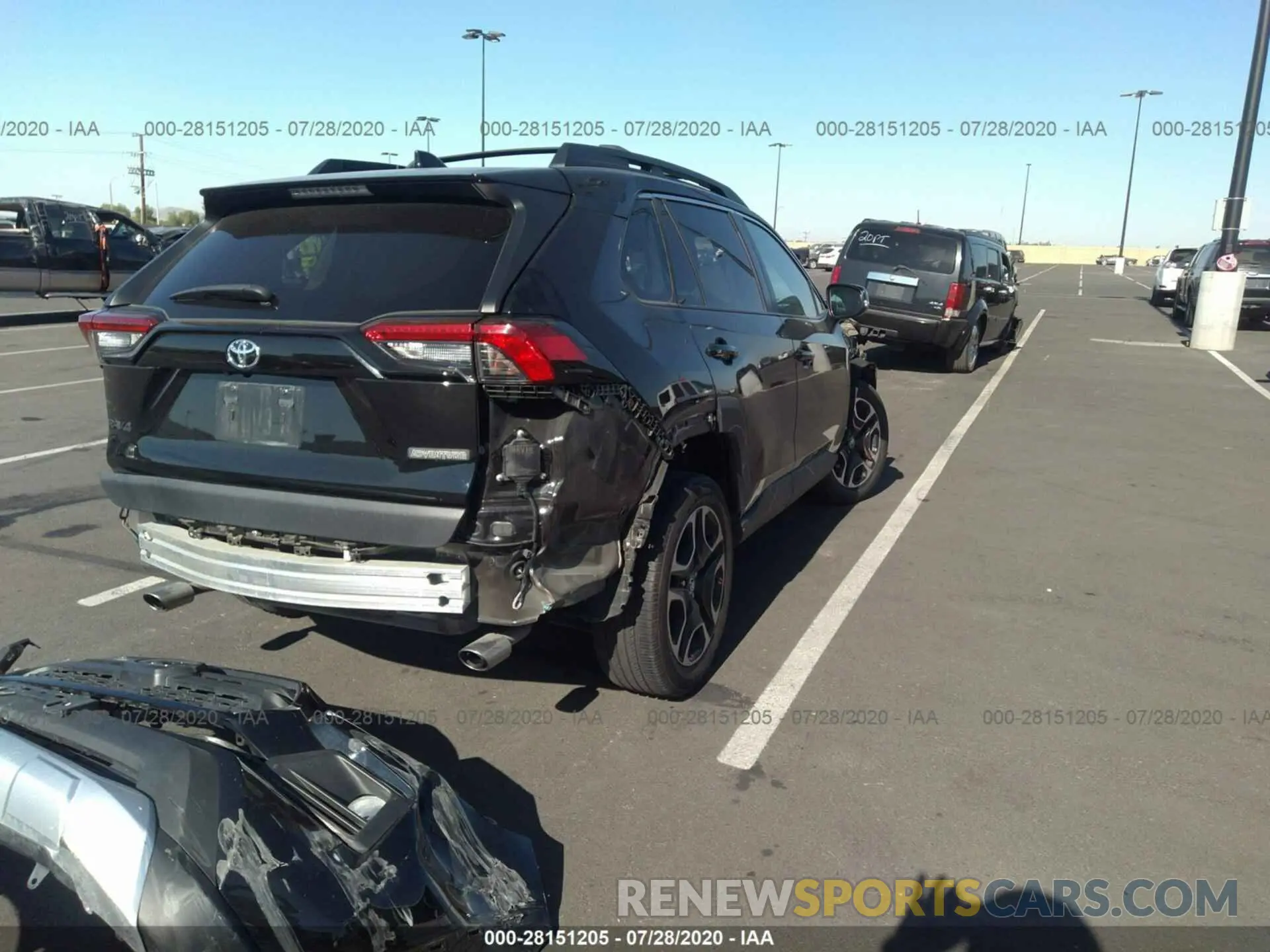 4 Photograph of a damaged car 2T3J1RFV9KW017130 TOYOTA RAV4 2019