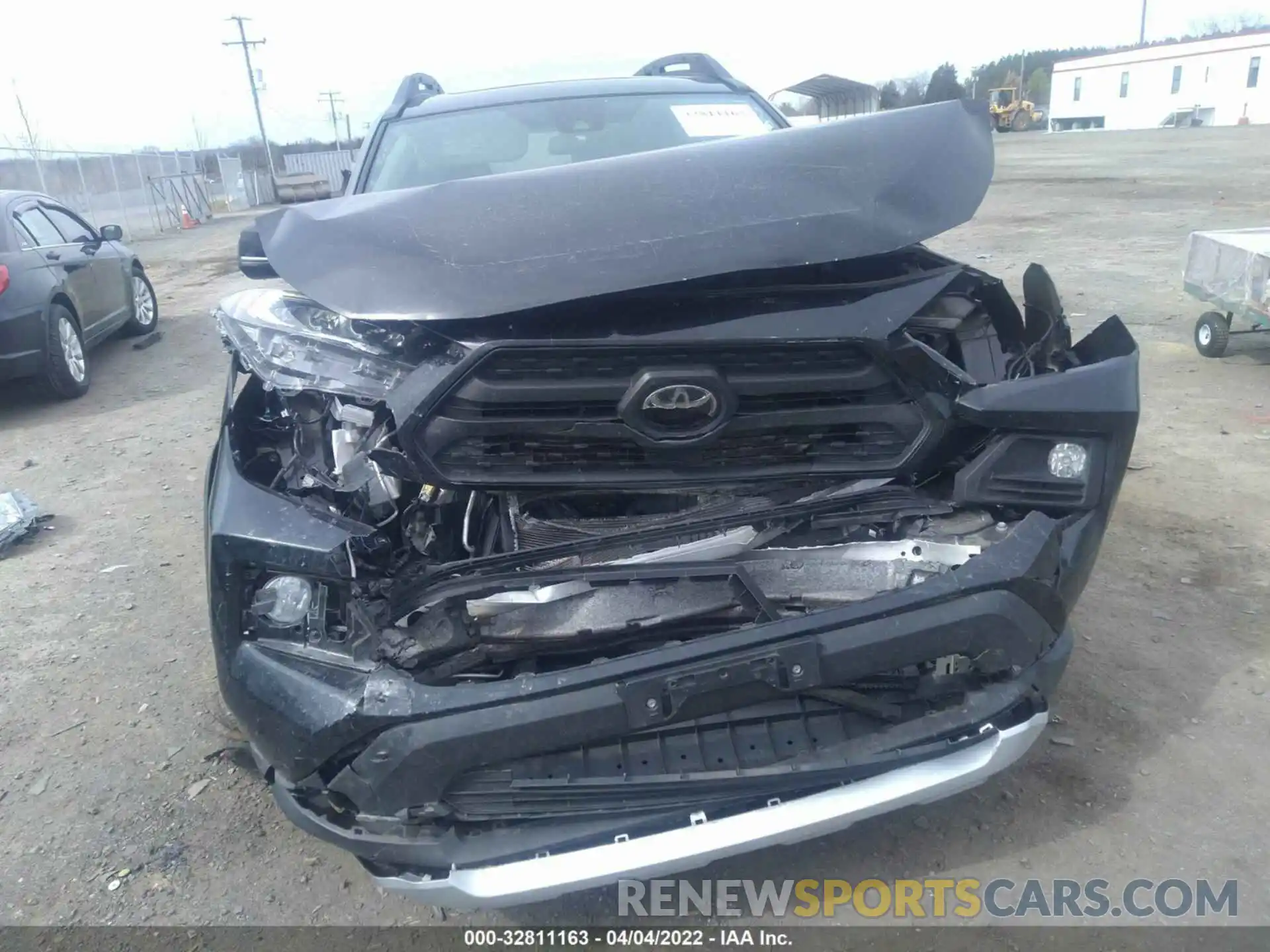 6 Photograph of a damaged car 2T3J1RFV9KW025079 TOYOTA RAV4 2019