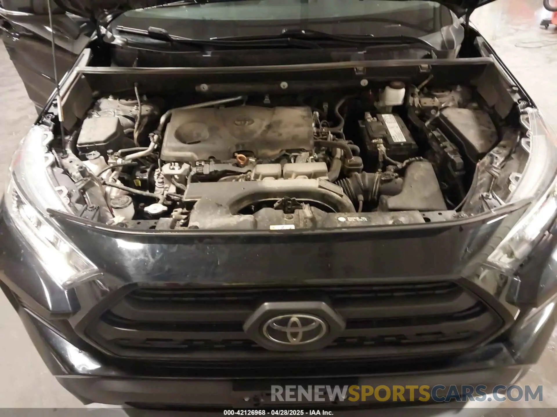 10 Photograph of a damaged car 2T3J1RFVXKC040255 TOYOTA RAV4 2019