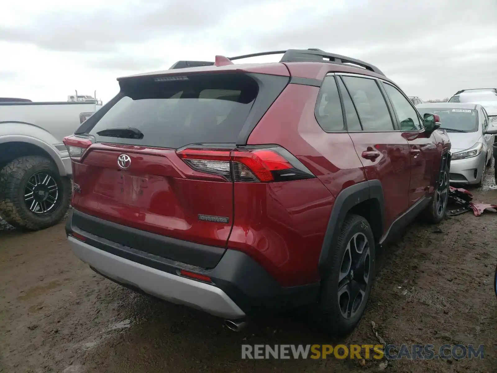 4 Photograph of a damaged car 2T3J1RFVXKW003933 TOYOTA RAV4 2019