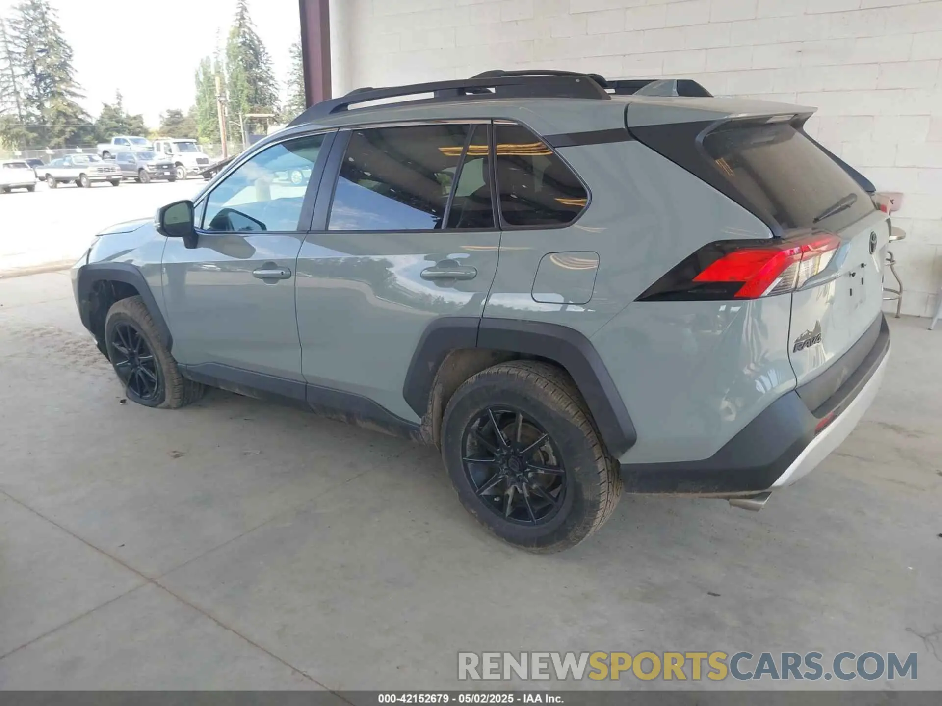 3 Photograph of a damaged car 2T3J1RFVXKW005164 TOYOTA RAV4 2019