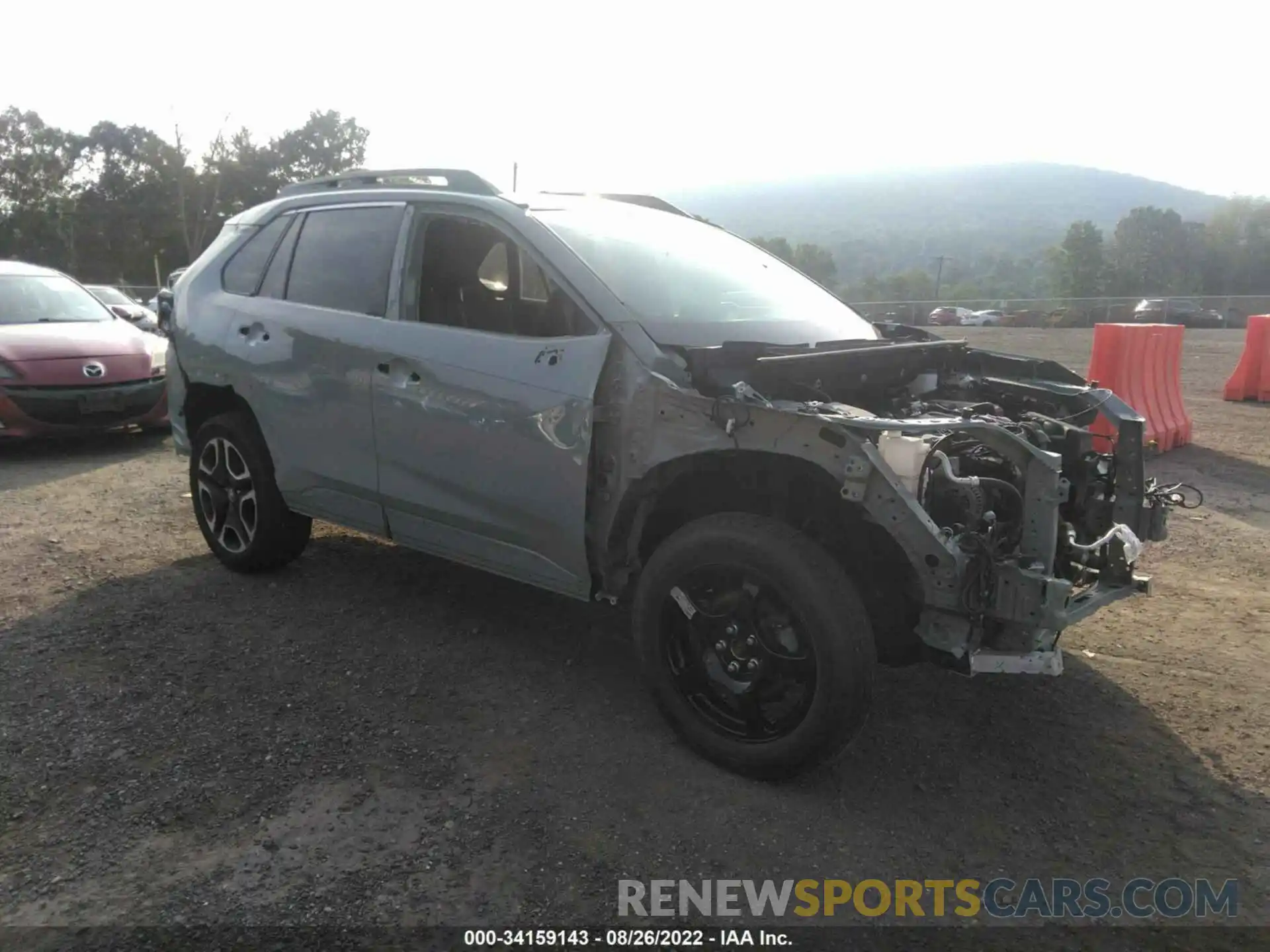 1 Photograph of a damaged car 2T3J1RFVXKW011451 TOYOTA RAV4 2019