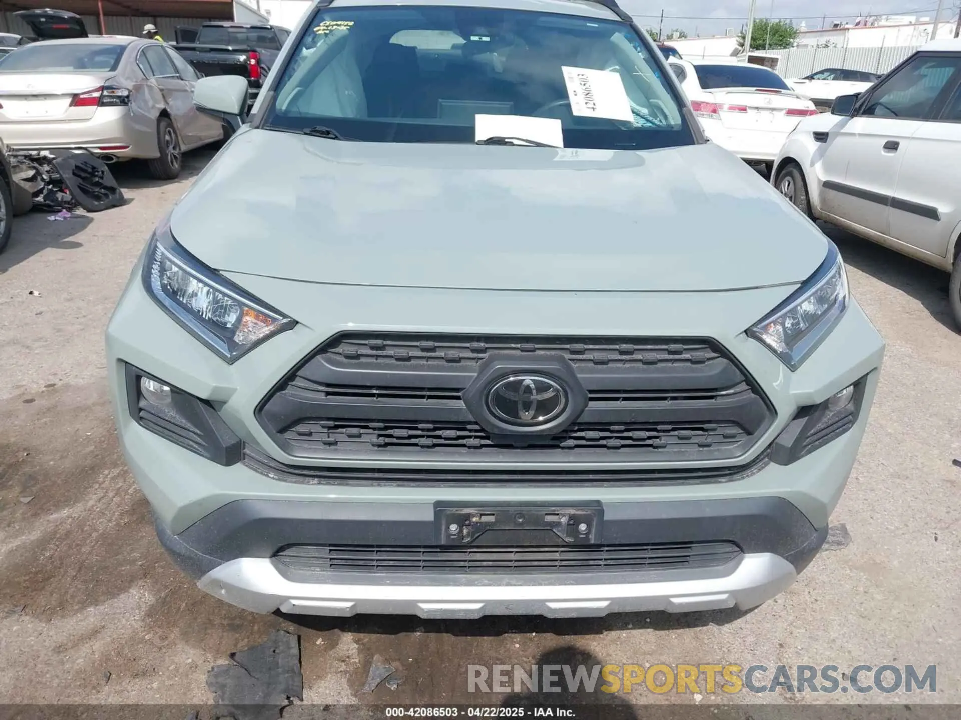 11 Photograph of a damaged car 2T3J1RFVXKW026905 TOYOTA RAV4 2019