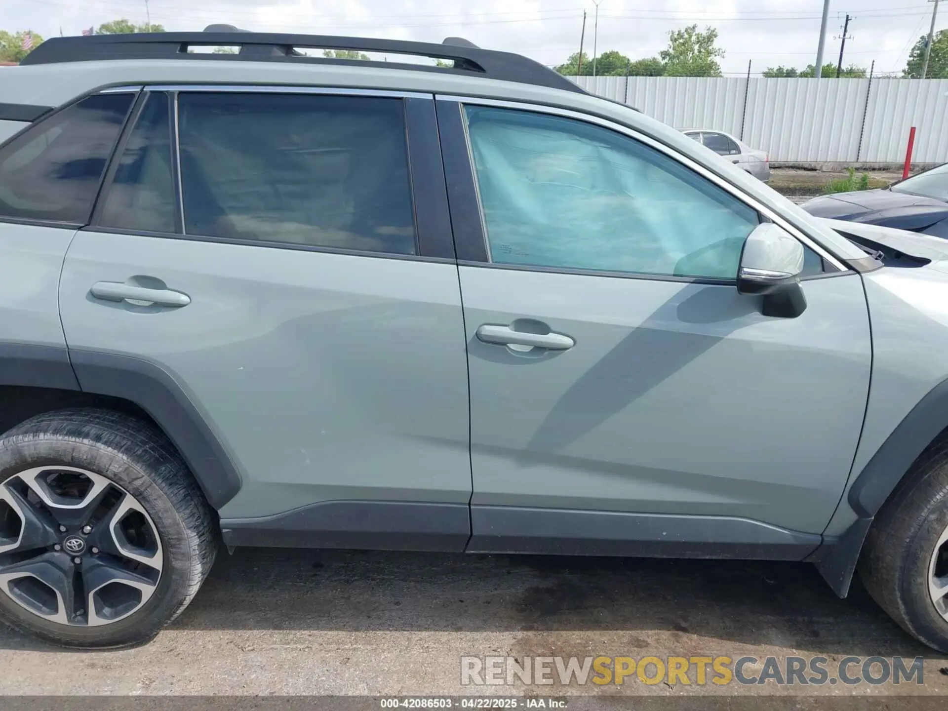 12 Photograph of a damaged car 2T3J1RFVXKW026905 TOYOTA RAV4 2019