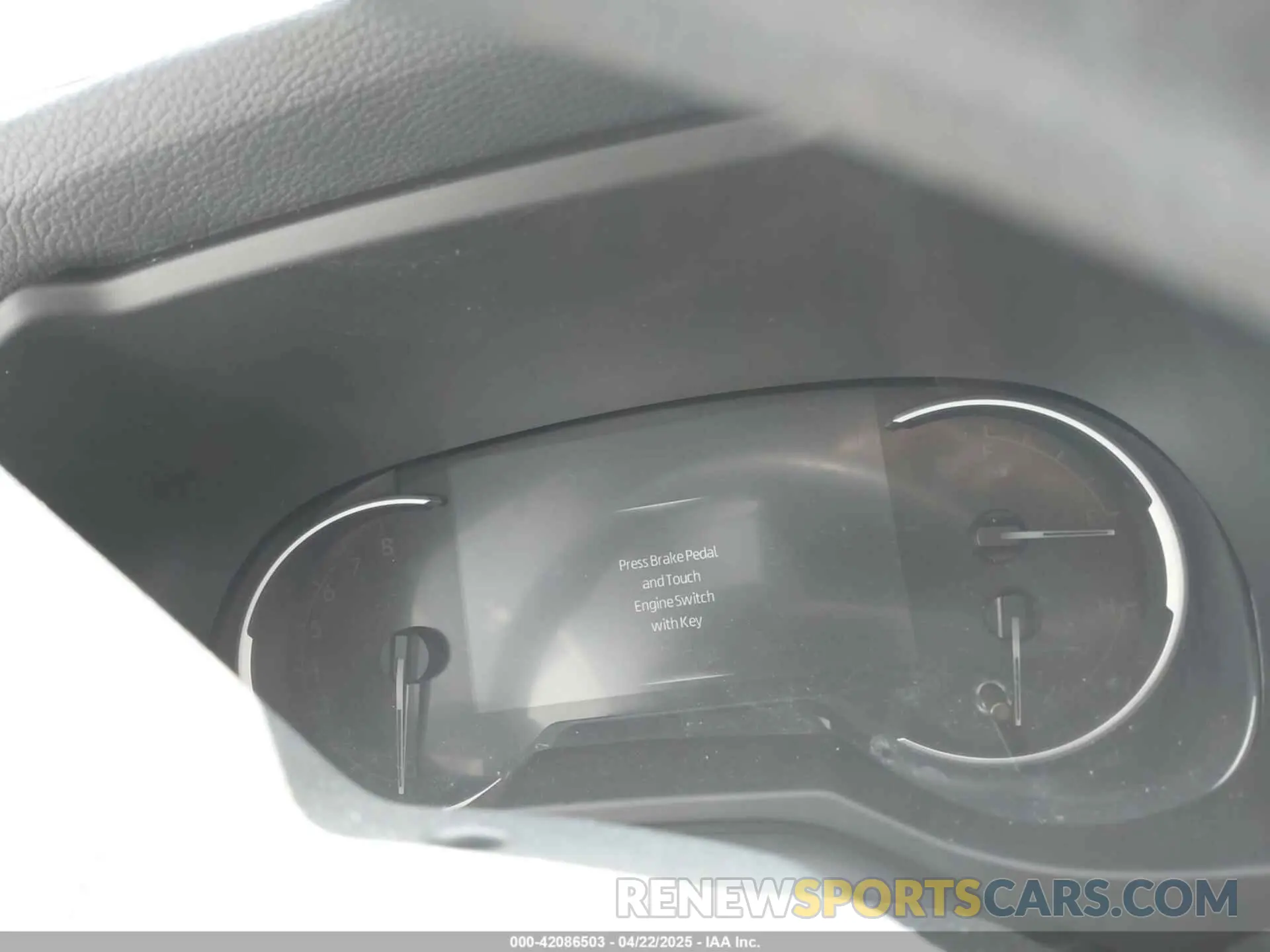 14 Photograph of a damaged car 2T3J1RFVXKW026905 TOYOTA RAV4 2019