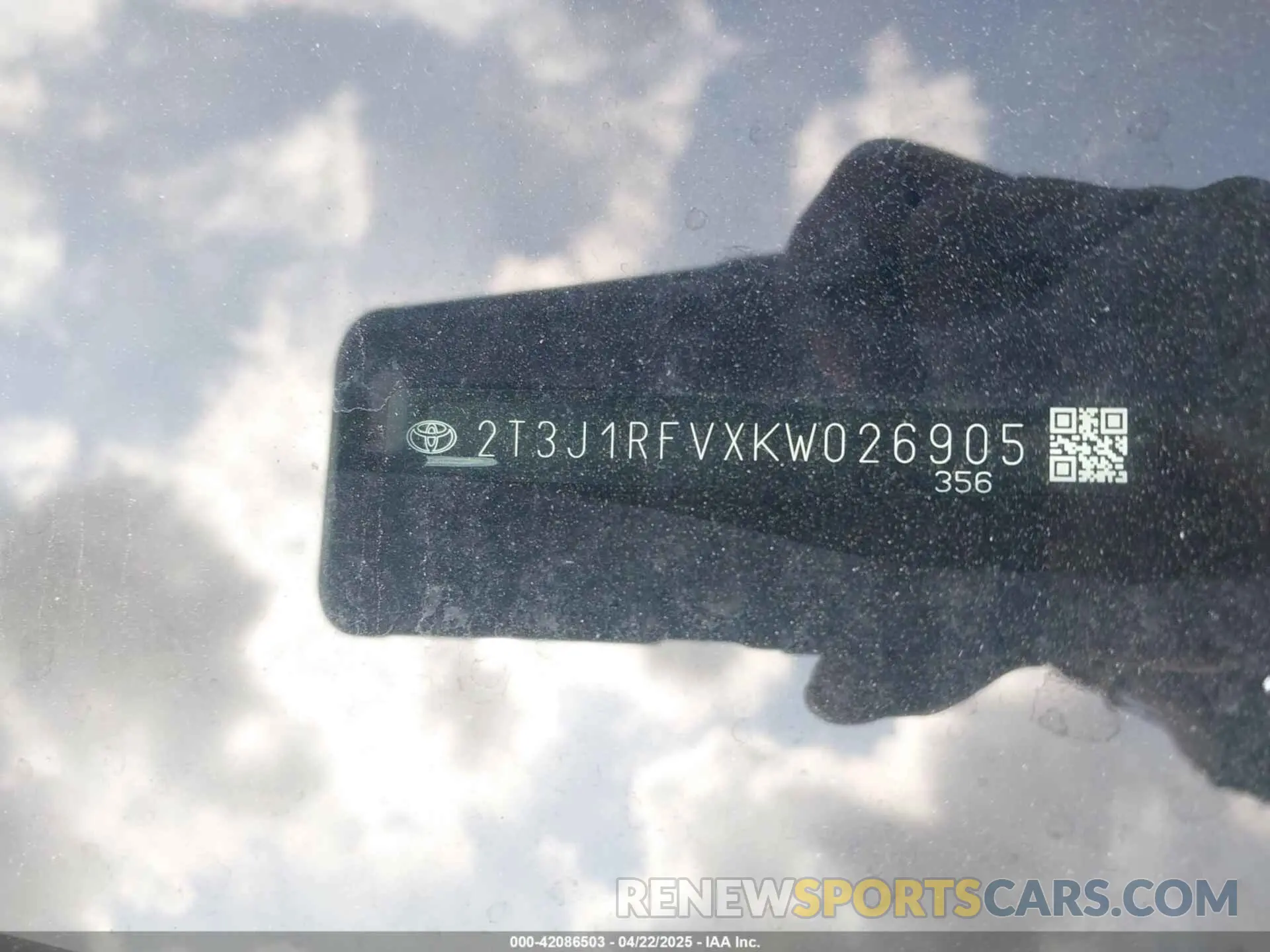 9 Photograph of a damaged car 2T3J1RFVXKW026905 TOYOTA RAV4 2019