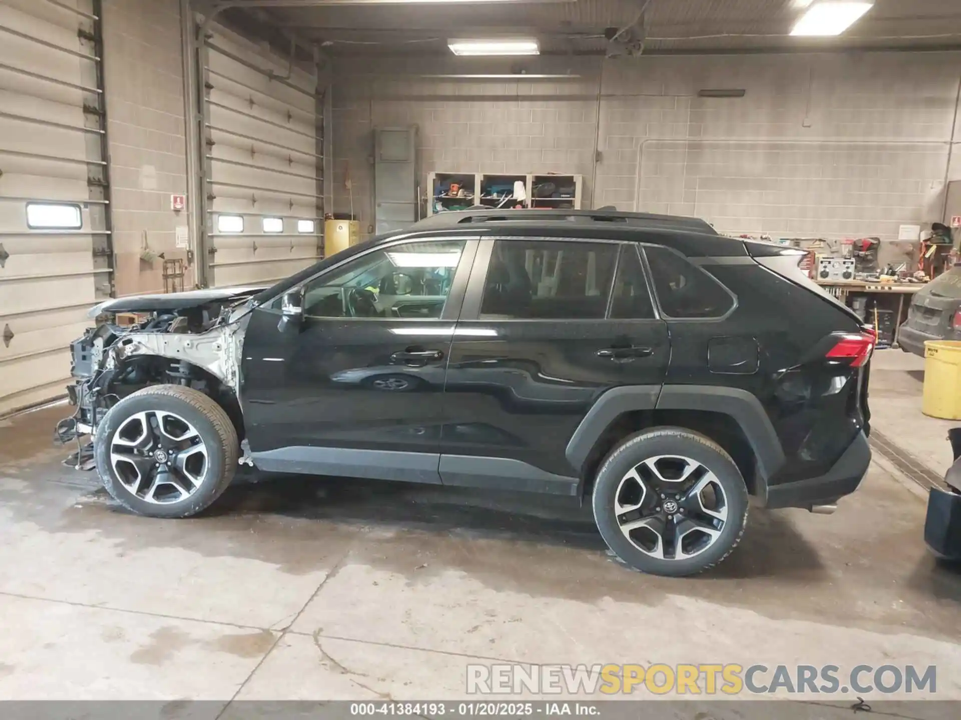 15 Photograph of a damaged car 2T3J1RFVXKW029951 TOYOTA RAV4 2019