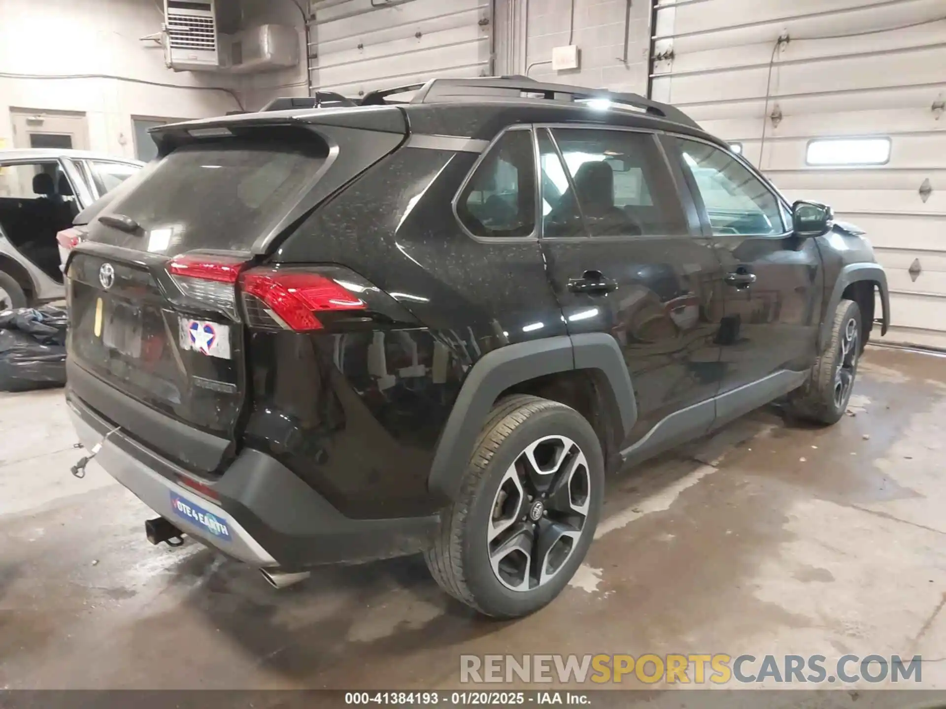 4 Photograph of a damaged car 2T3J1RFVXKW029951 TOYOTA RAV4 2019