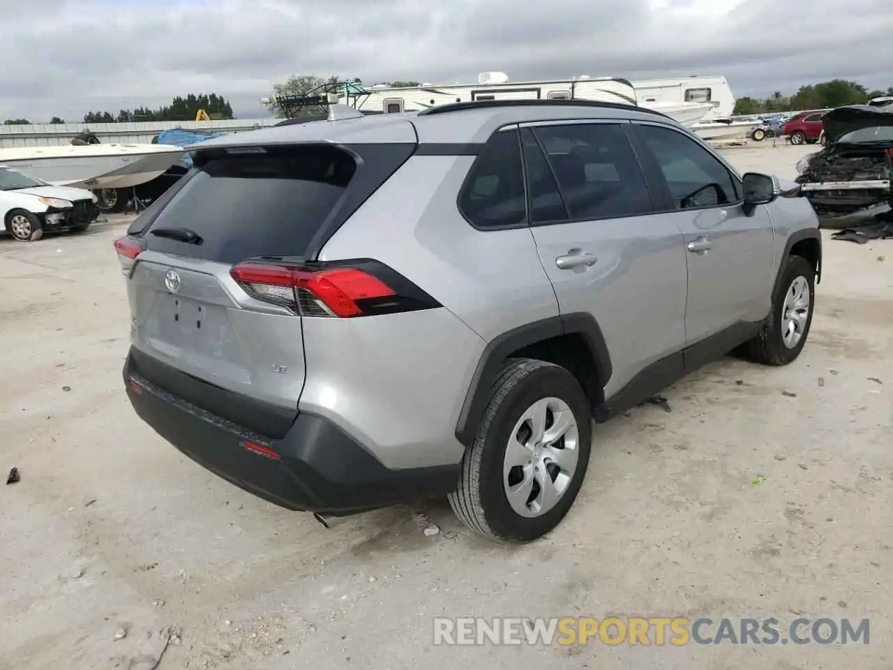 4 Photograph of a damaged car 2T3K1RFV0KC019287 TOYOTA RAV4 2019