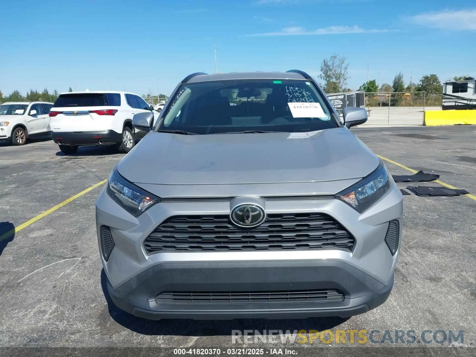 12 Photograph of a damaged car 2T3K1RFV0KW010426 TOYOTA RAV4 2019
