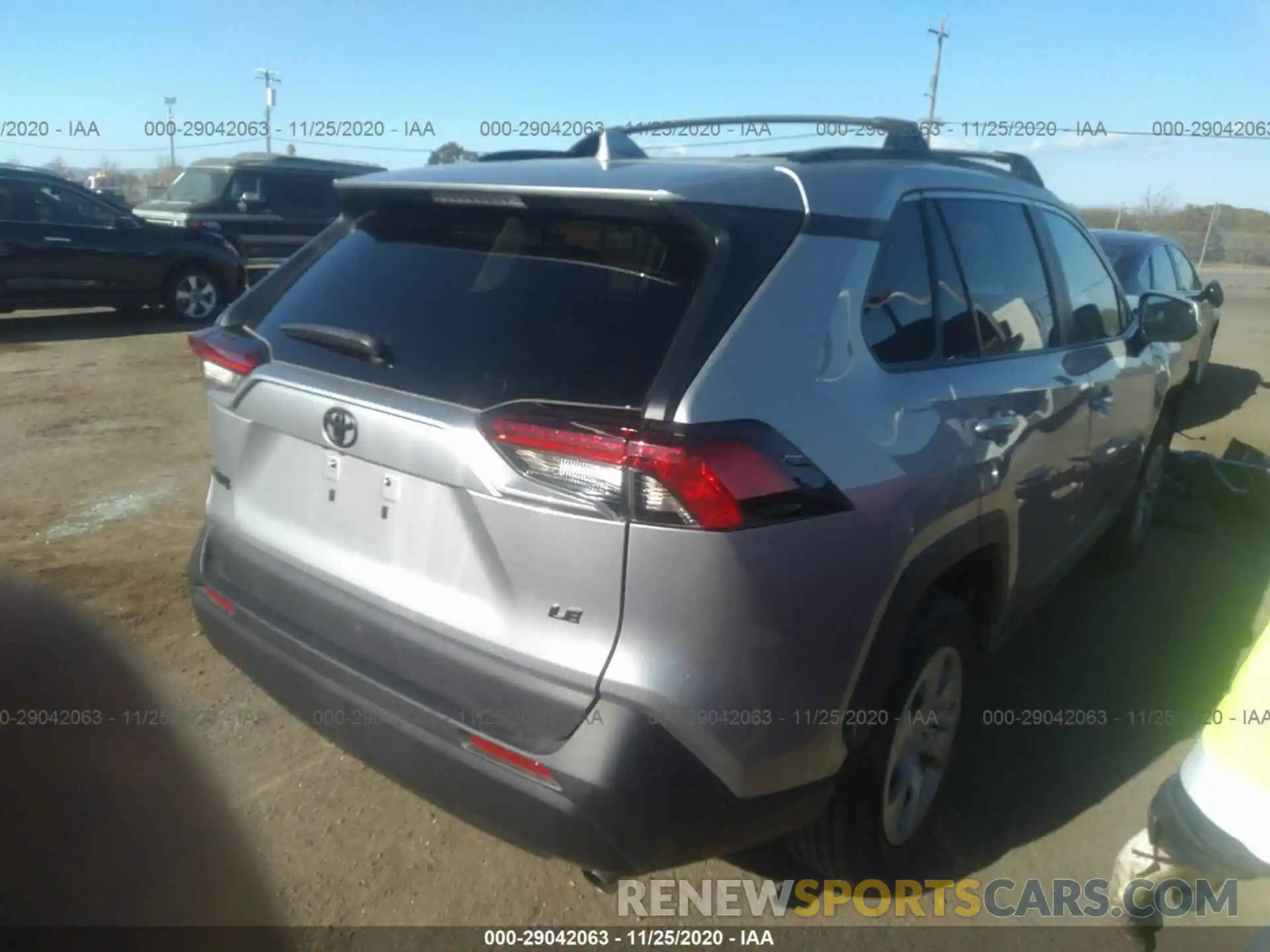 4 Photograph of a damaged car 2T3K1RFV1KC030895 TOYOTA RAV4 2019