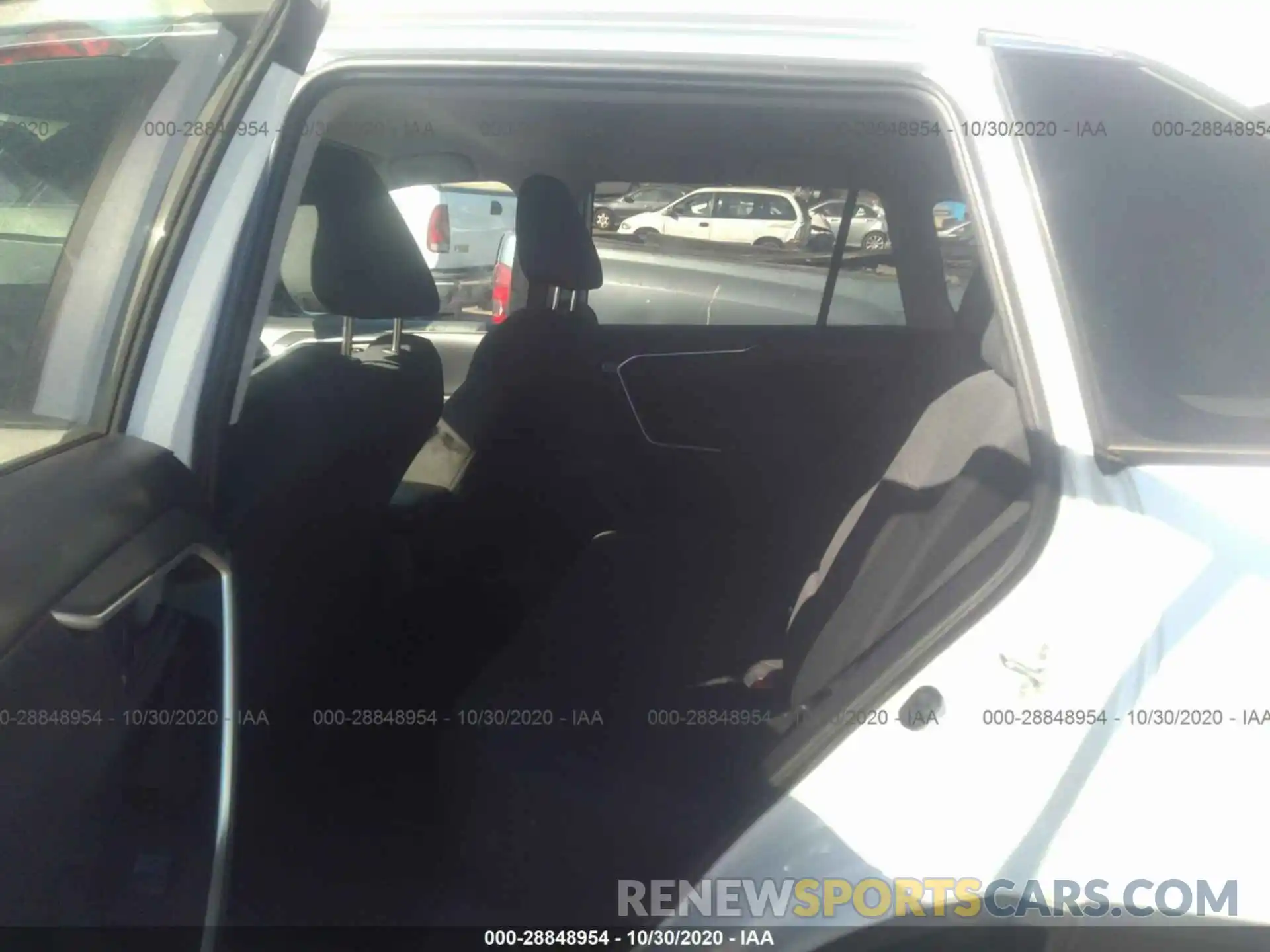 8 Photograph of a damaged car 2T3K1RFV1KW019541 TOYOTA RAV4 2019