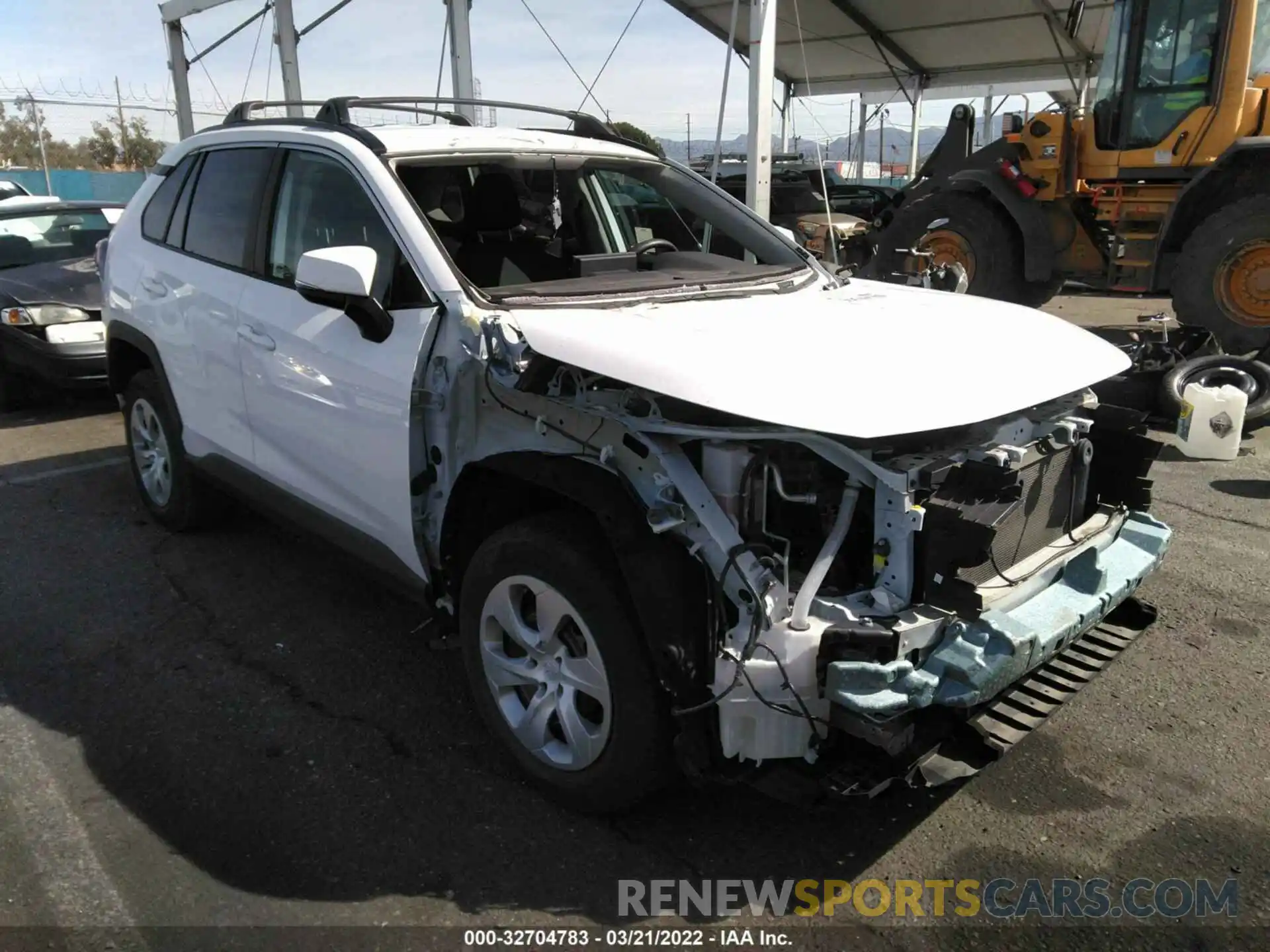 1 Photograph of a damaged car 2T3K1RFV2KW007155 TOYOTA RAV4 2019