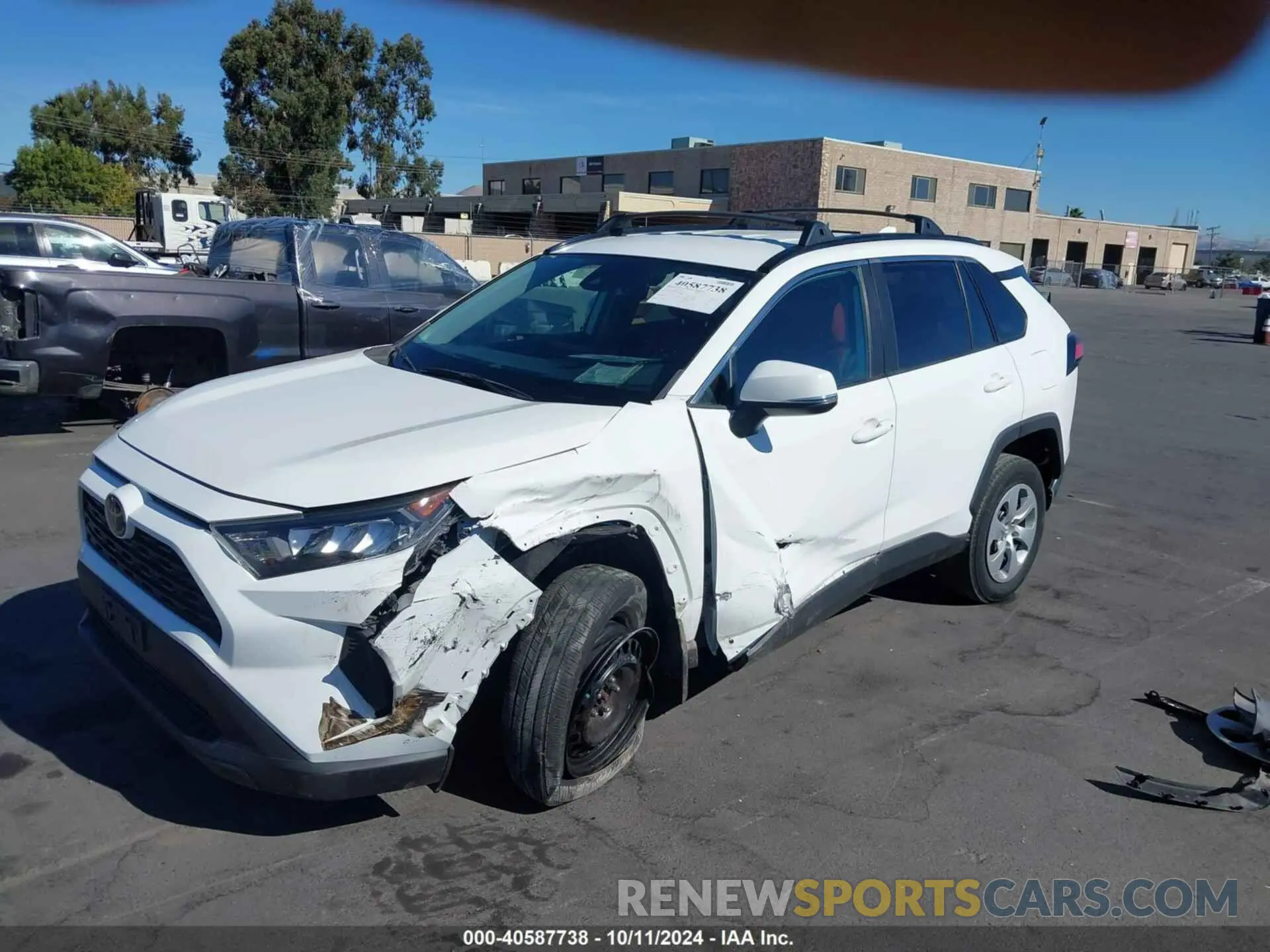 2 Photograph of a damaged car 2T3K1RFV2KW028748 TOYOTA RAV4 2019
