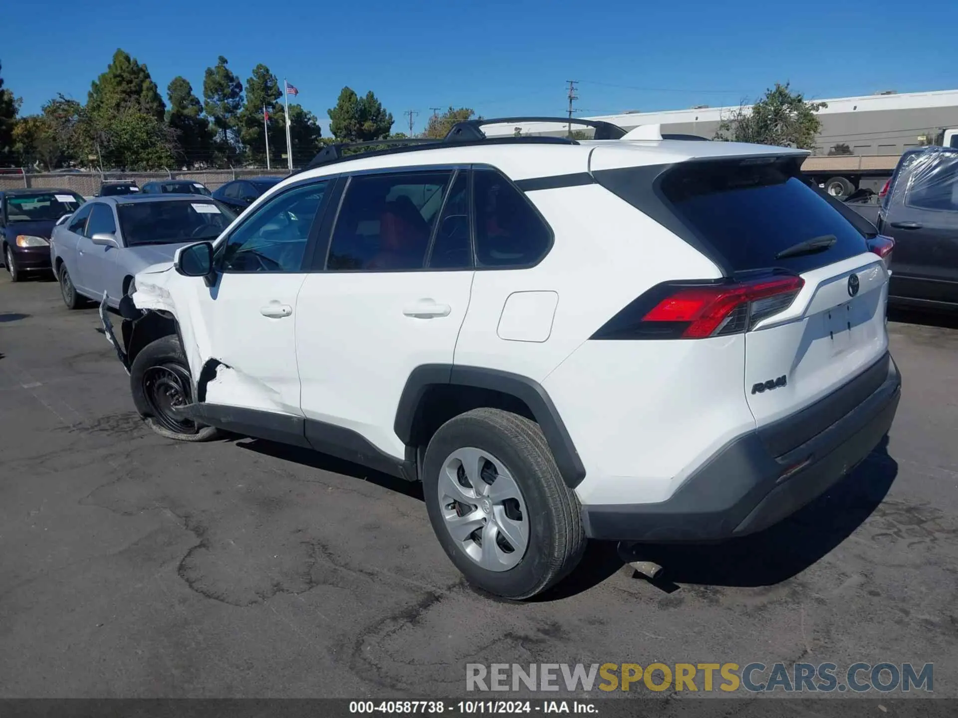 3 Photograph of a damaged car 2T3K1RFV2KW028748 TOYOTA RAV4 2019