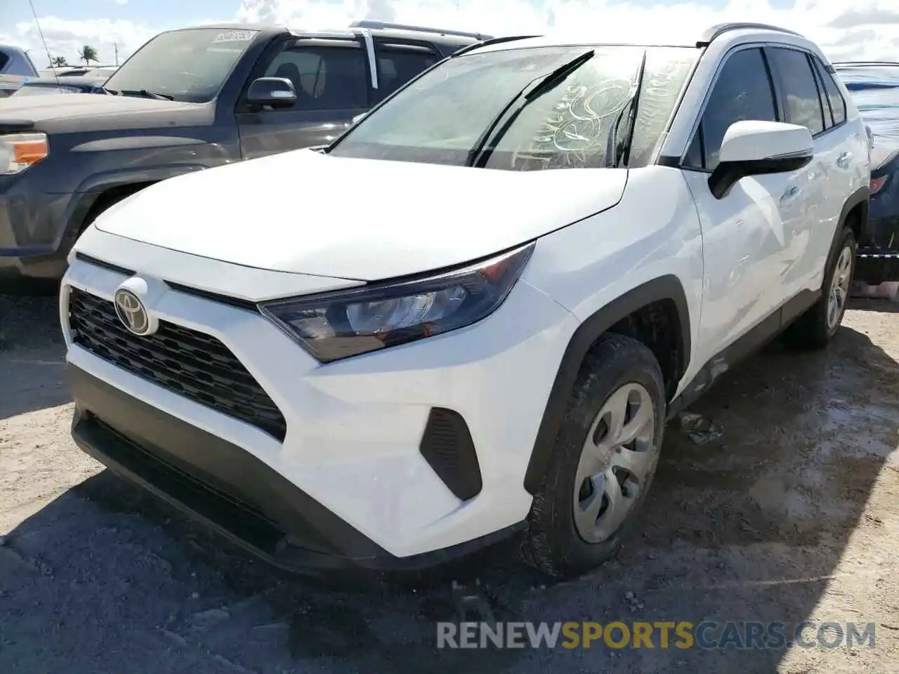 2 Photograph of a damaged car 2T3K1RFV3KW012896 TOYOTA RAV4 2019