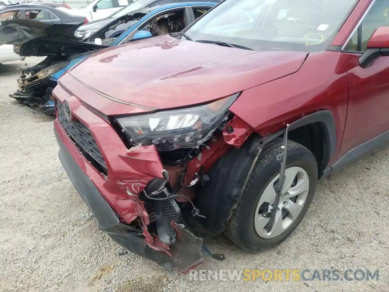 9 Photograph of a damaged car 2T3K1RFV4KC032219 TOYOTA RAV4 2019