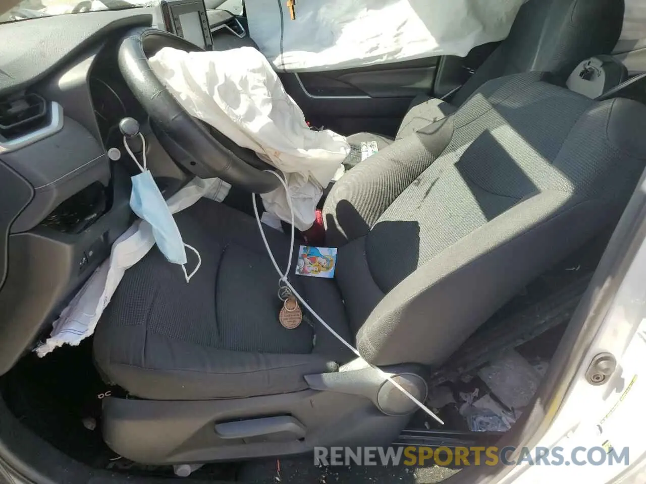 7 Photograph of a damaged car 2T3K1RFV4KW007707 TOYOTA RAV4 2019