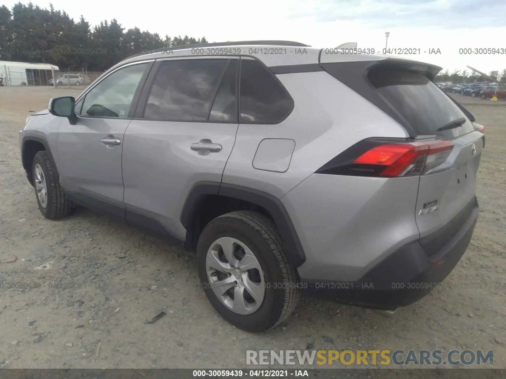 3 Photograph of a damaged car 2T3K1RFV4KW036463 TOYOTA RAV4 2019