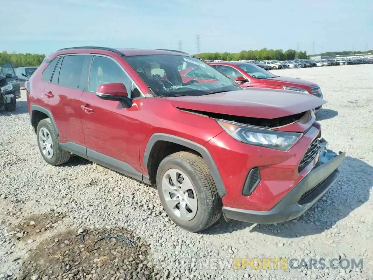 1 Photograph of a damaged car 2T3K1RFV5KW001723 TOYOTA RAV4 2019