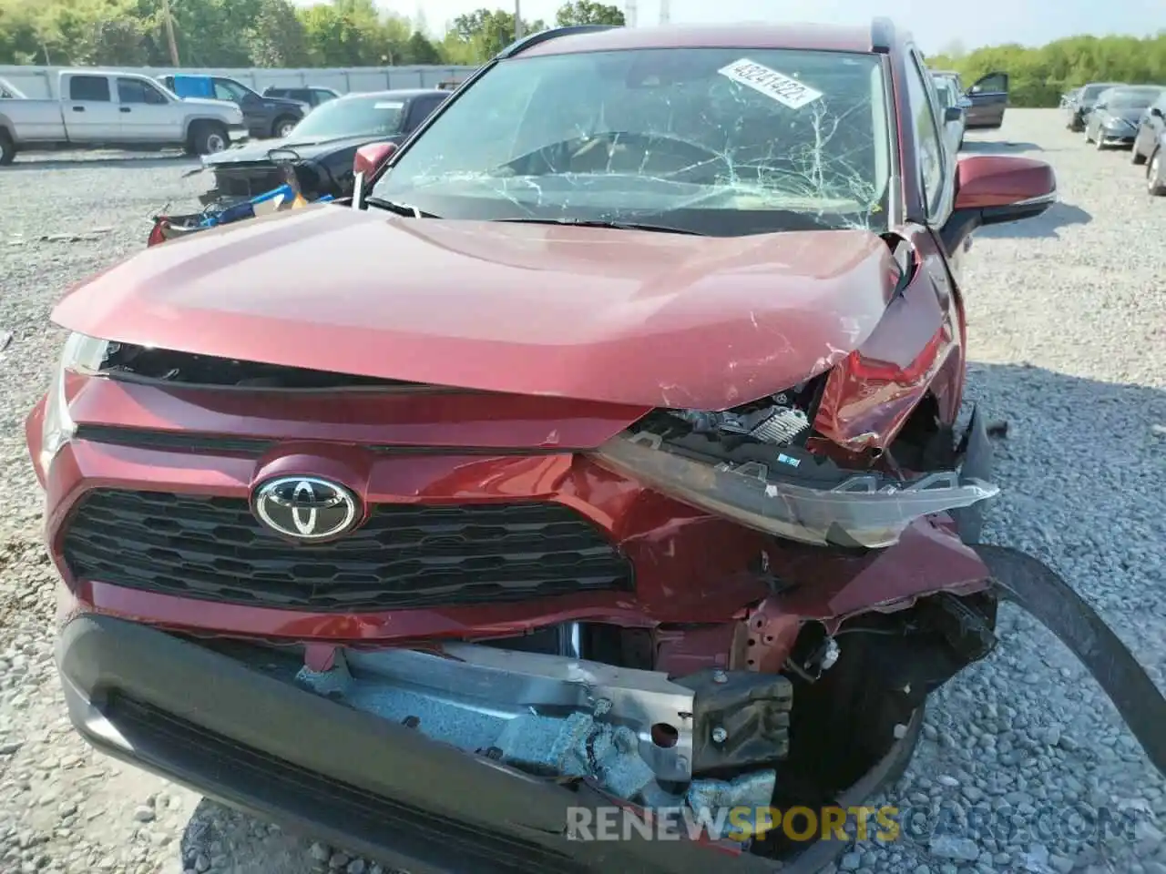 9 Photograph of a damaged car 2T3K1RFV5KW001723 TOYOTA RAV4 2019