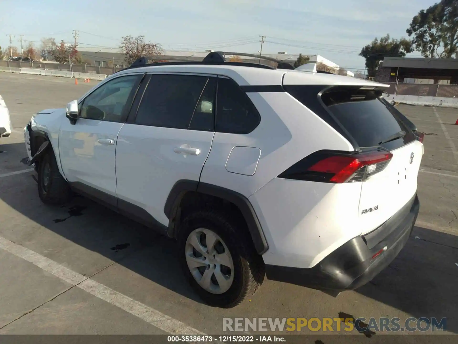 3 Photograph of a damaged car 2T3K1RFV5KW028730 TOYOTA RAV4 2019