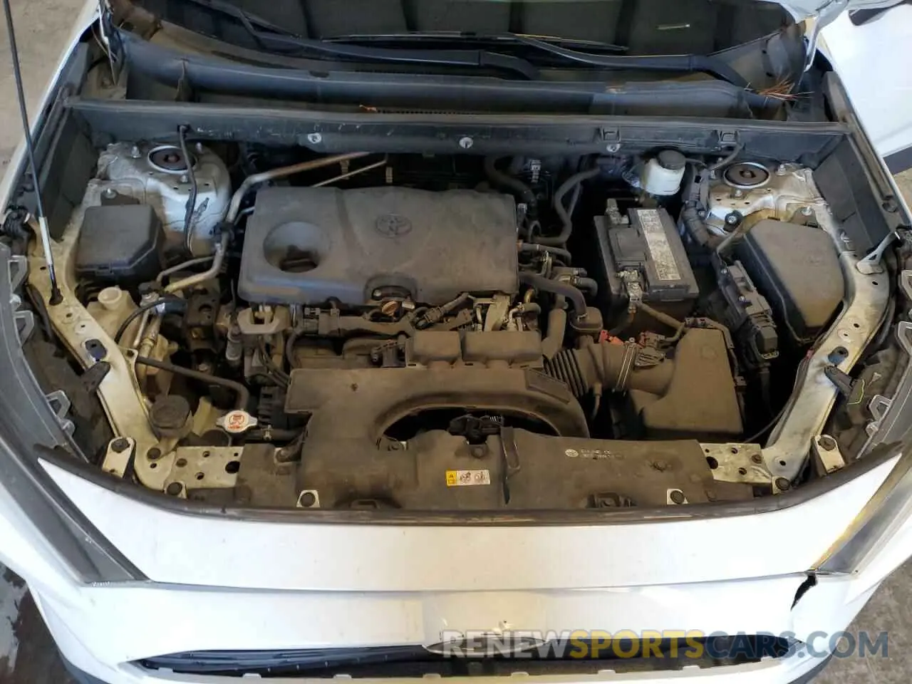12 Photograph of a damaged car 2T3K1RFV5KW048881 TOYOTA RAV4 2019