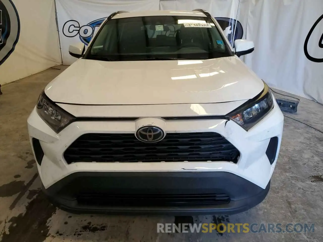 5 Photograph of a damaged car 2T3K1RFV5KW048881 TOYOTA RAV4 2019