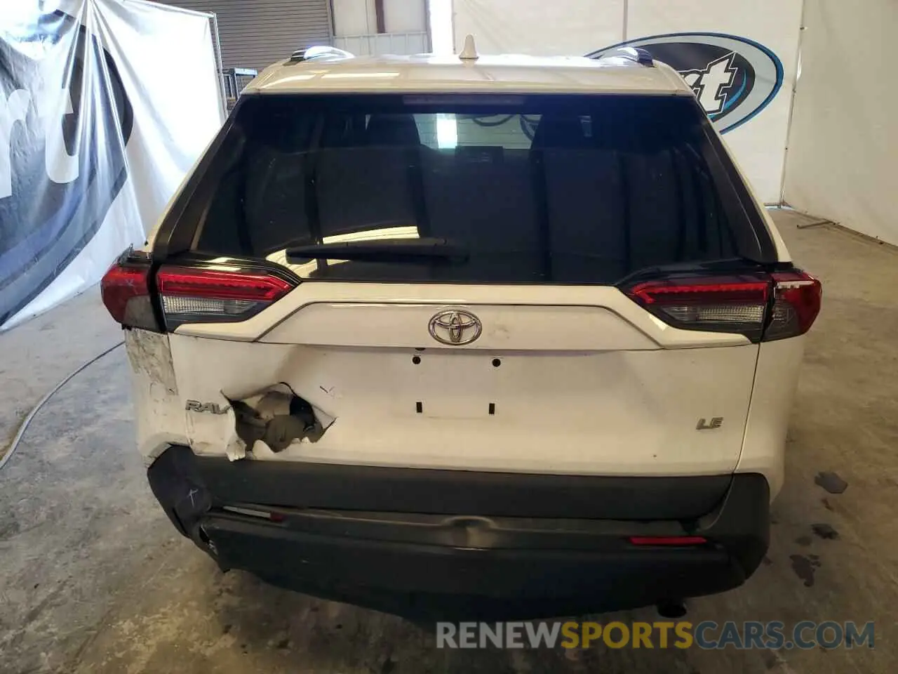 6 Photograph of a damaged car 2T3K1RFV5KW048881 TOYOTA RAV4 2019