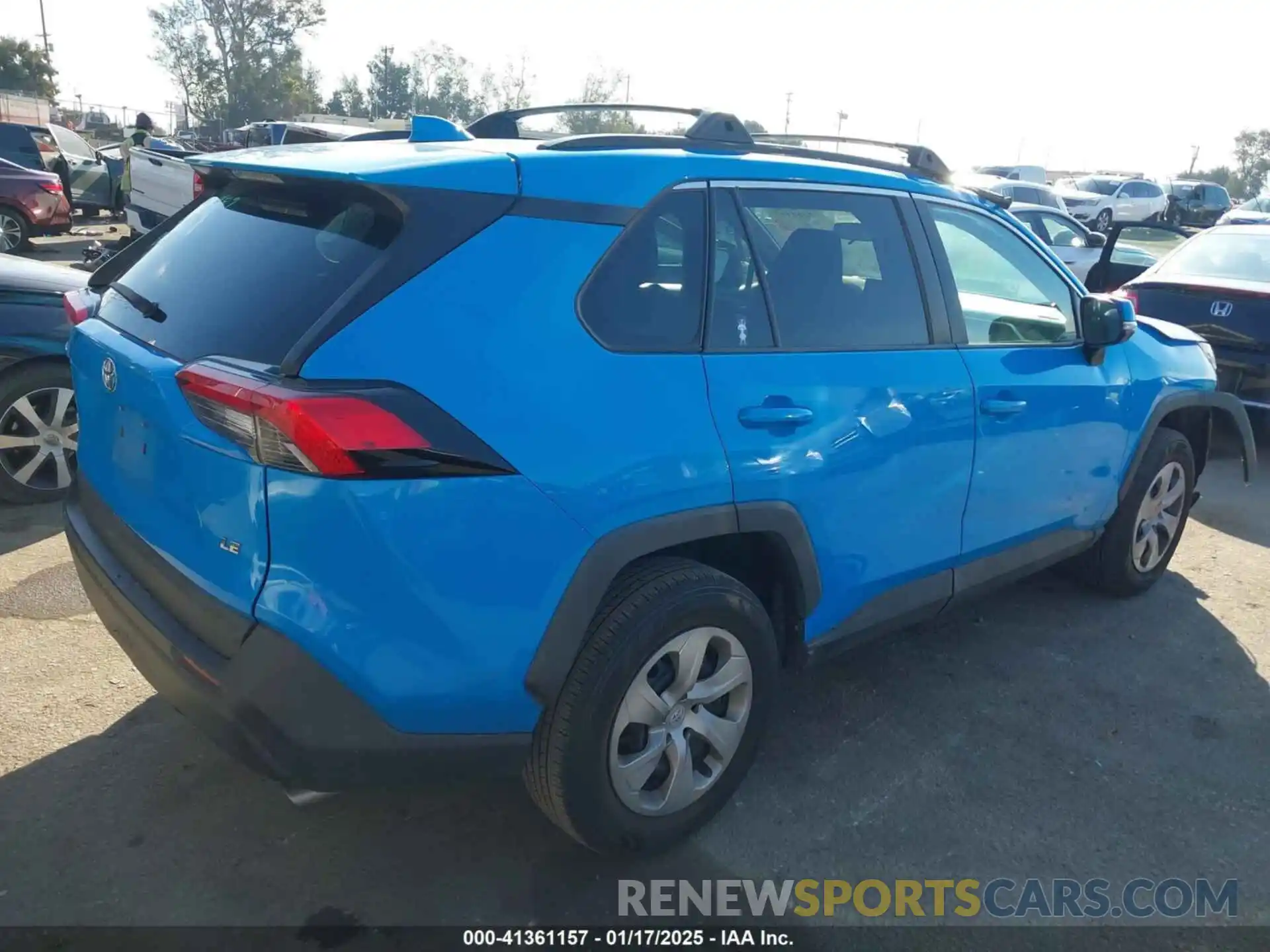 4 Photograph of a damaged car 2T3K1RFV6KC001019 TOYOTA RAV4 2019