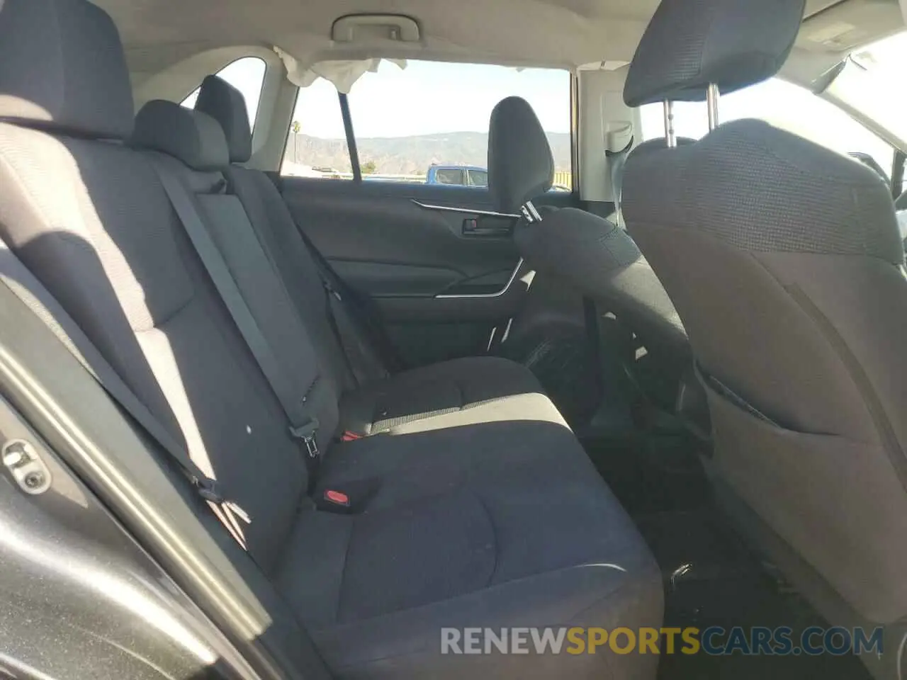 11 Photograph of a damaged car 2T3K1RFV6KC012859 TOYOTA RAV4 2019