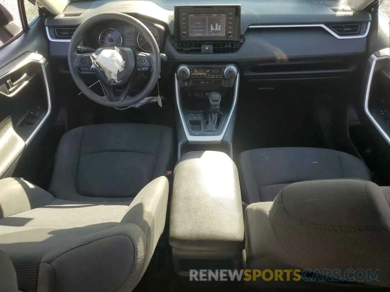 8 Photograph of a damaged car 2T3K1RFV6KC012859 TOYOTA RAV4 2019