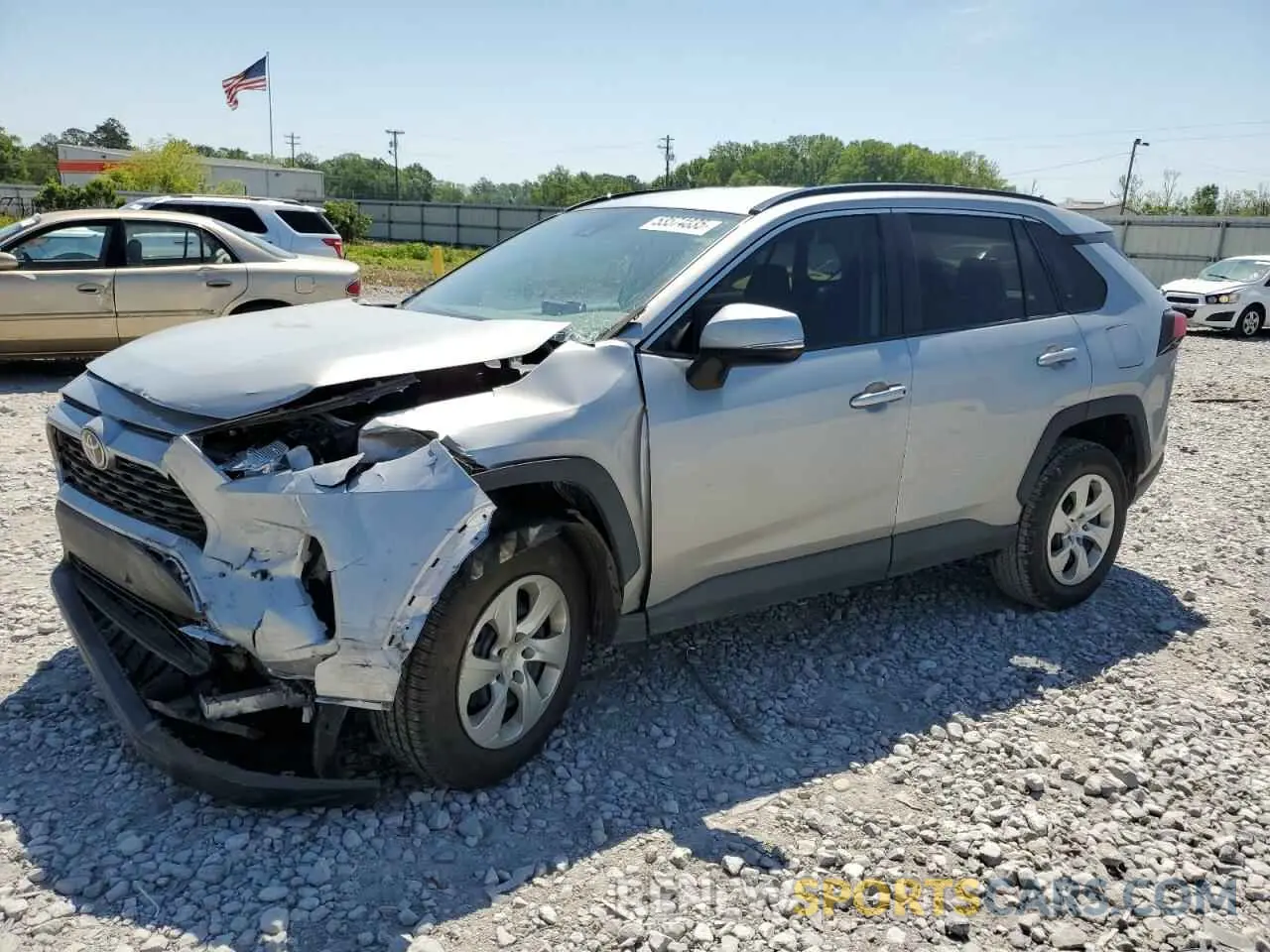1 Photograph of a damaged car 2T3K1RFV6KW024640 TOYOTA RAV4 2019