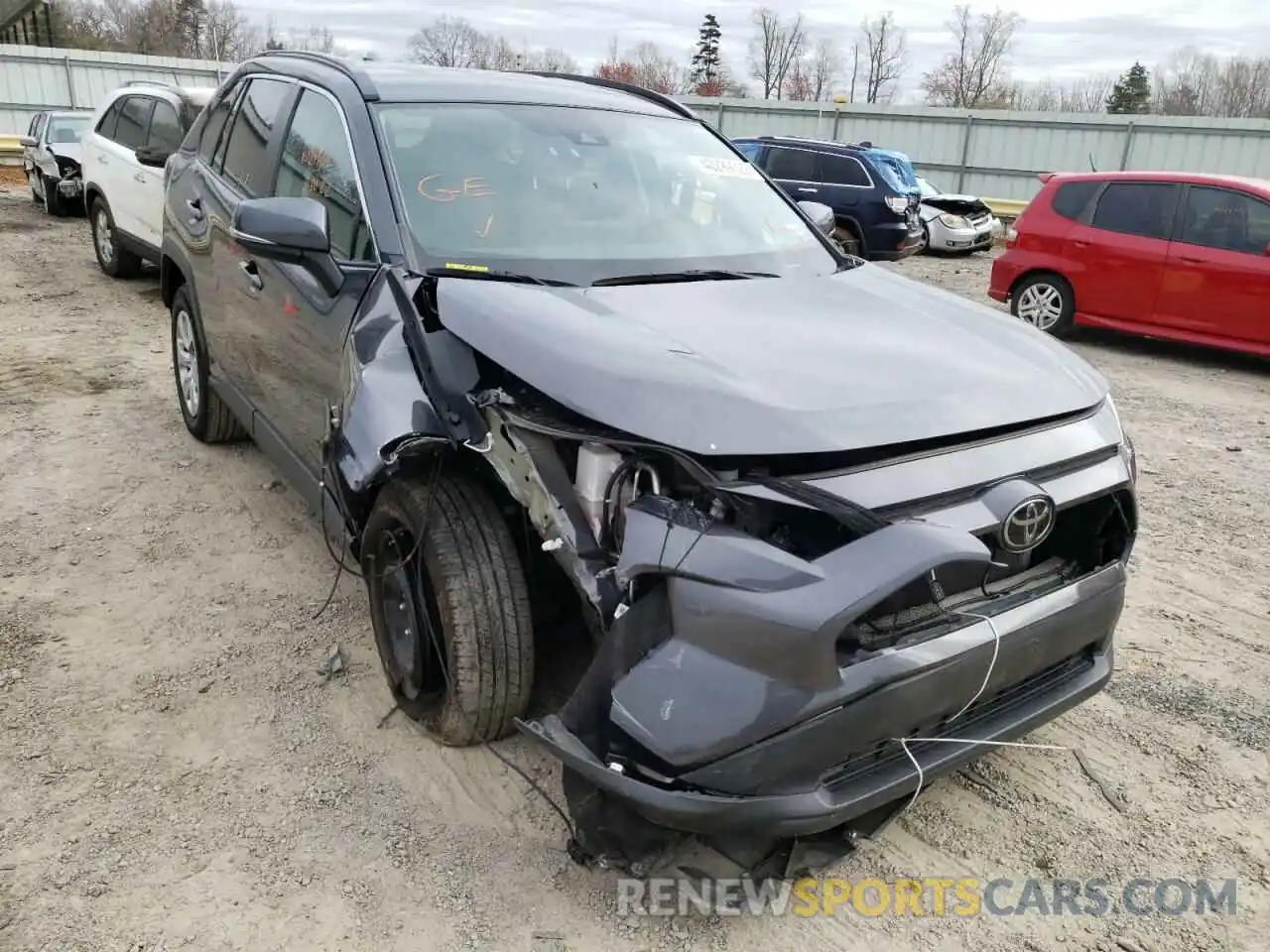 1 Photograph of a damaged car 2T3K1RFV6KW030700 TOYOTA RAV4 2019