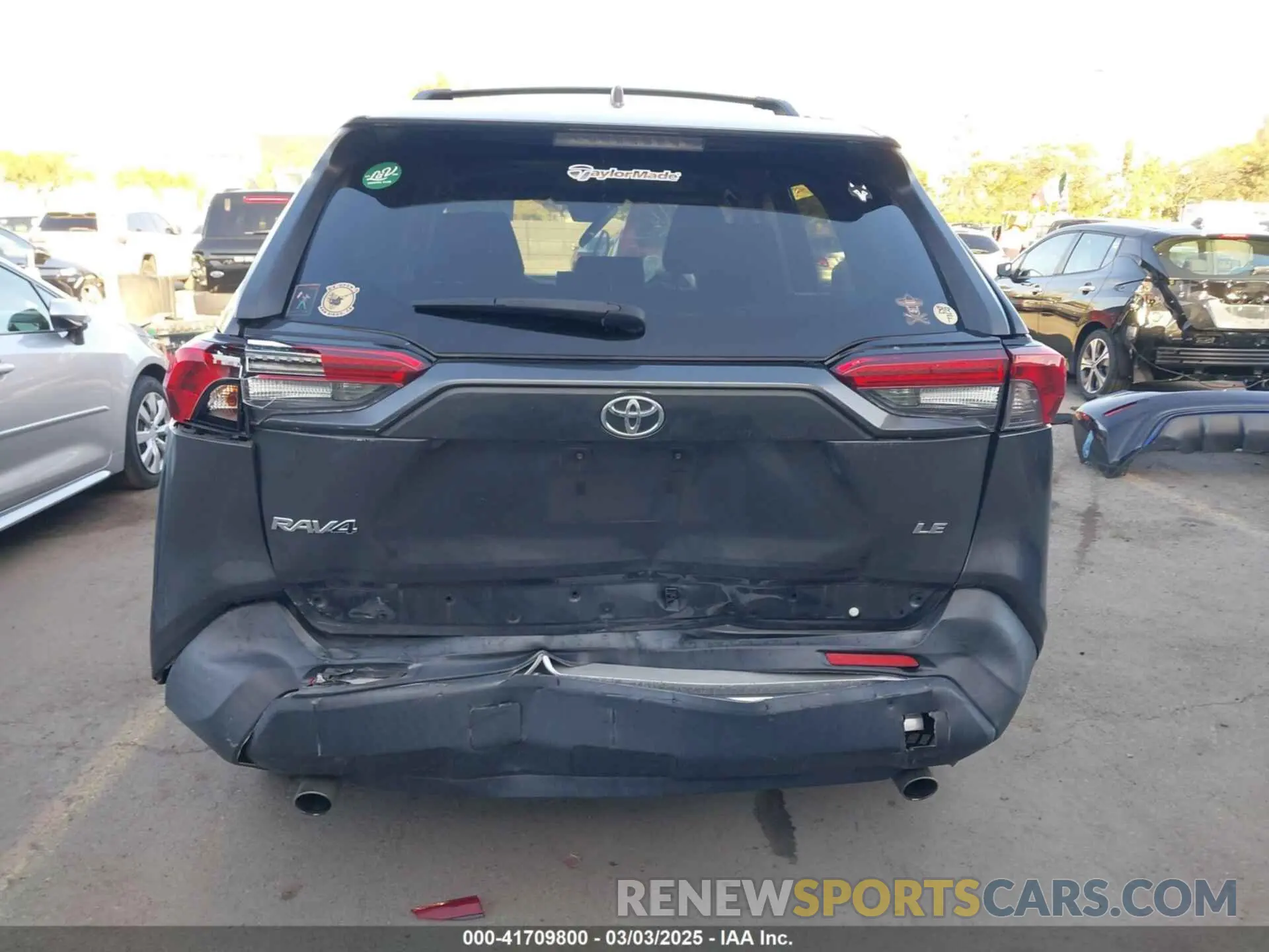 16 Photograph of a damaged car 2T3K1RFV6KW043754 TOYOTA RAV4 2019