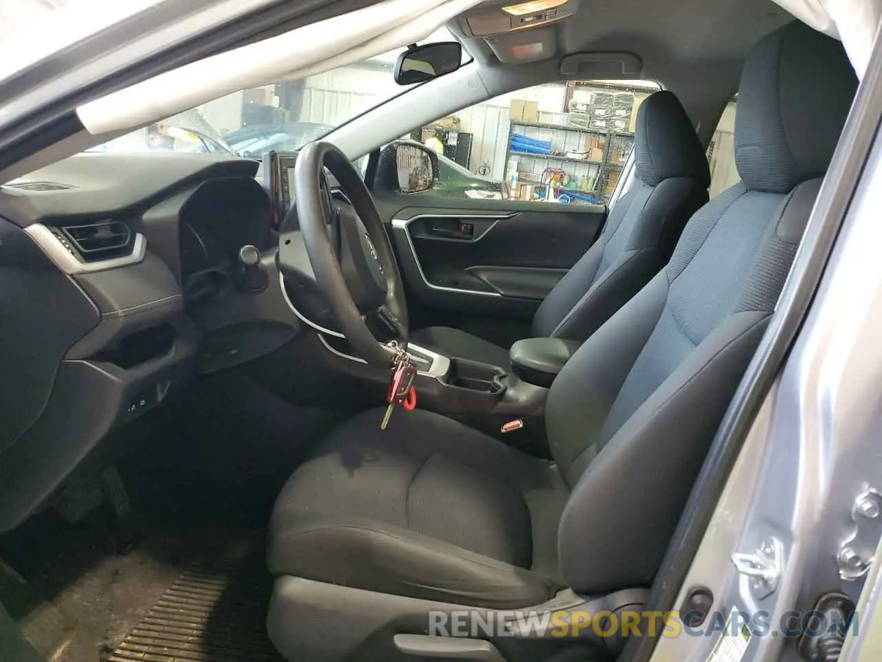 7 Photograph of a damaged car 2T3K1RFV7KC018766 TOYOTA RAV4 2019