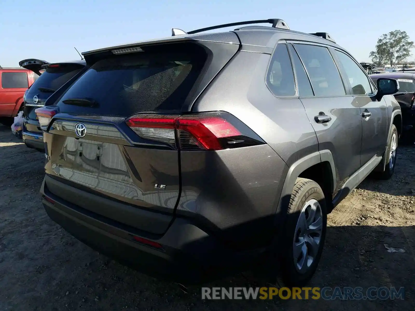 4 Photograph of a damaged car 2T3K1RFV7KW011248 TOYOTA RAV4 2019