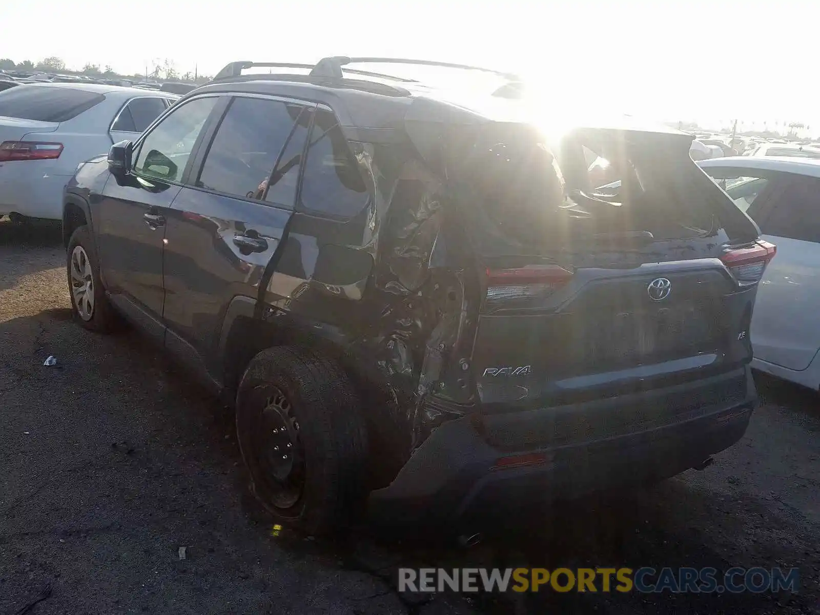 3 Photograph of a damaged car 2T3K1RFV8KW020072 TOYOTA RAV4 2019