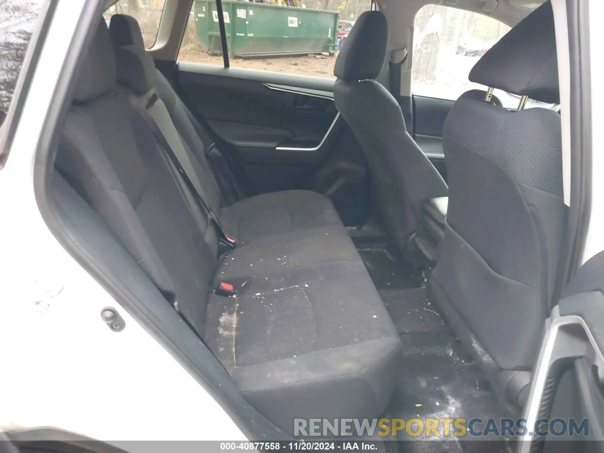 8 Photograph of a damaged car 2T3K1RFV9KW034899 TOYOTA RAV4 2019