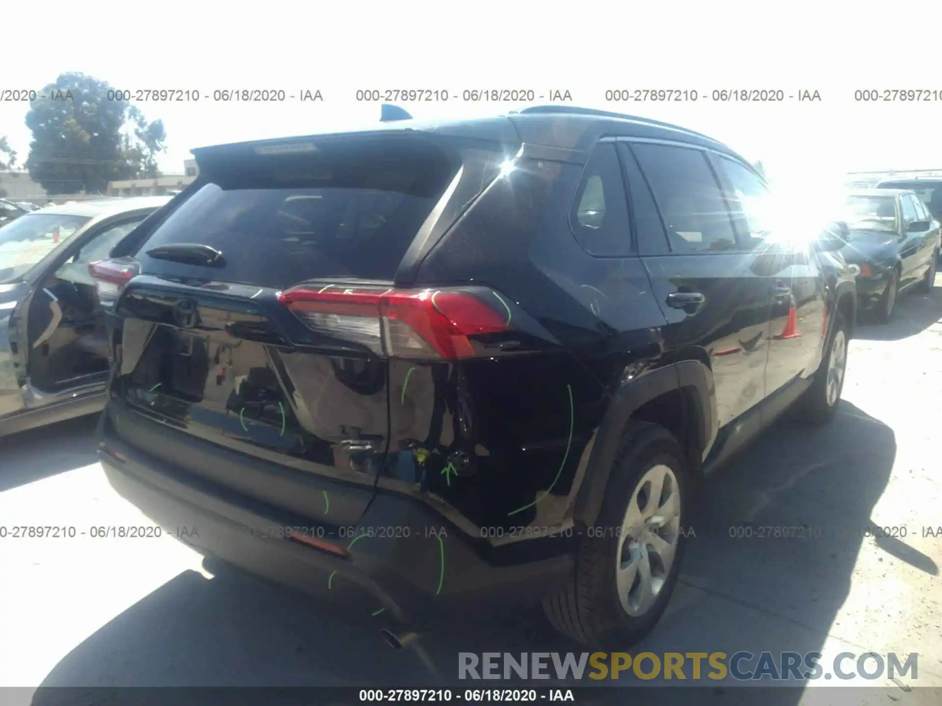 4 Photograph of a damaged car 2T3K1RFVXKW001684 TOYOTA RAV4 2019