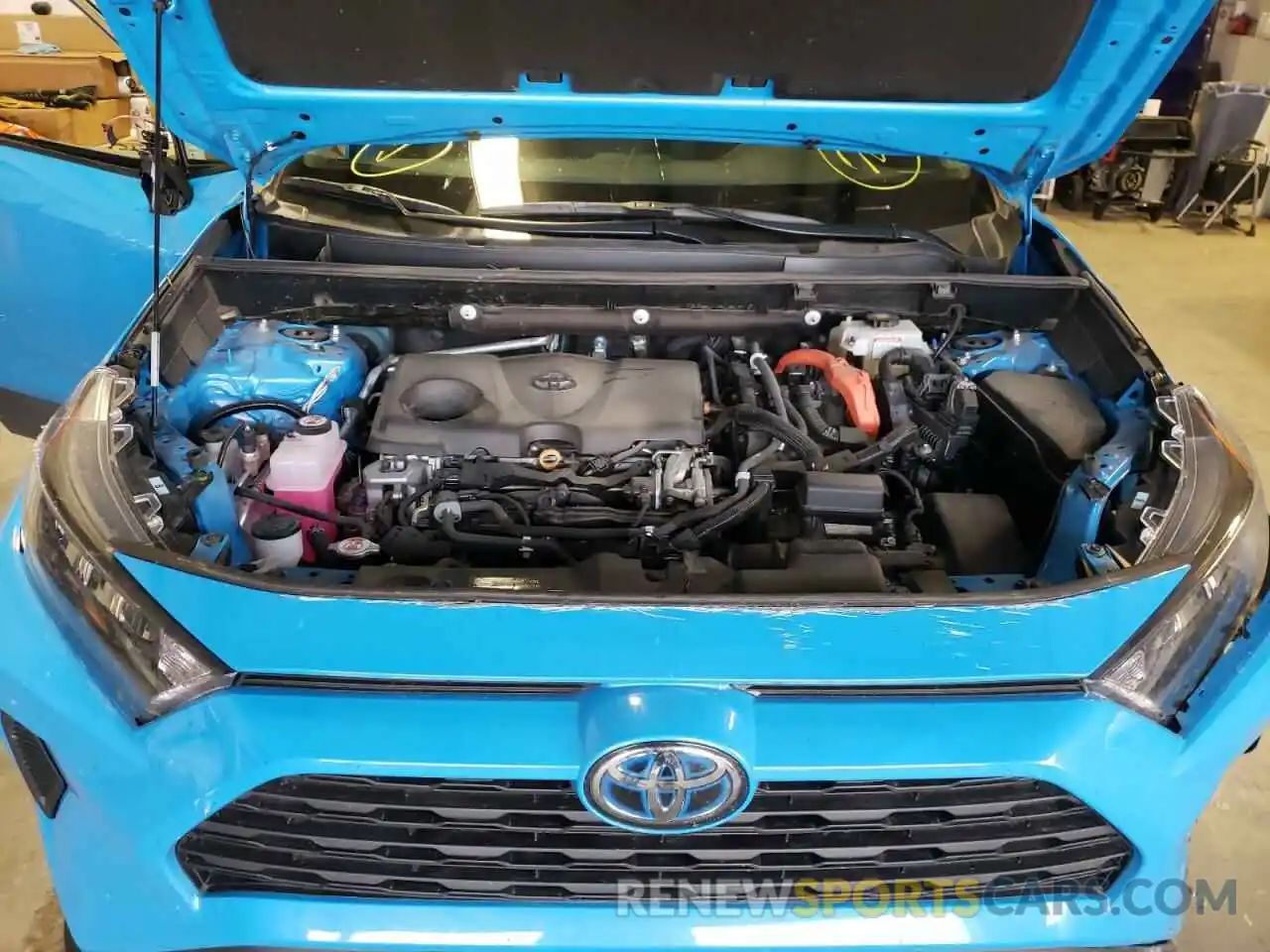 7 Photograph of a damaged car 2T3LWRFV0KW045408 TOYOTA RAV4 2019