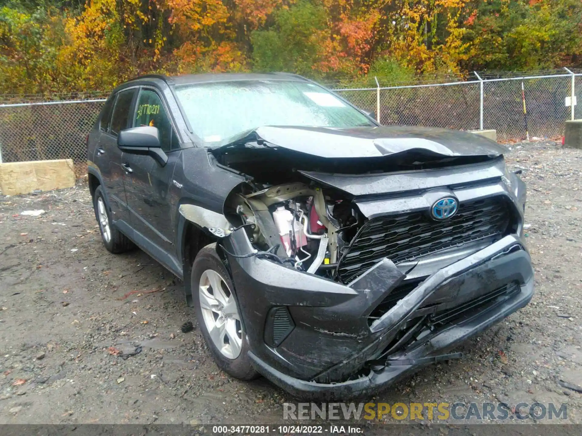 6 Photograph of a damaged car 2T3LWRFV1KW011266 TOYOTA RAV4 2019